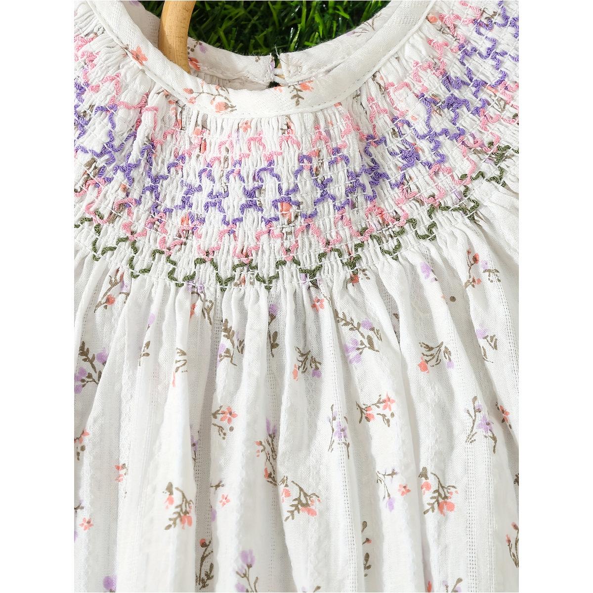 فستان بطبعة زهور وتفاصيل مُجمعة-girls-clothing-dressesandjumpsuits-image-3
