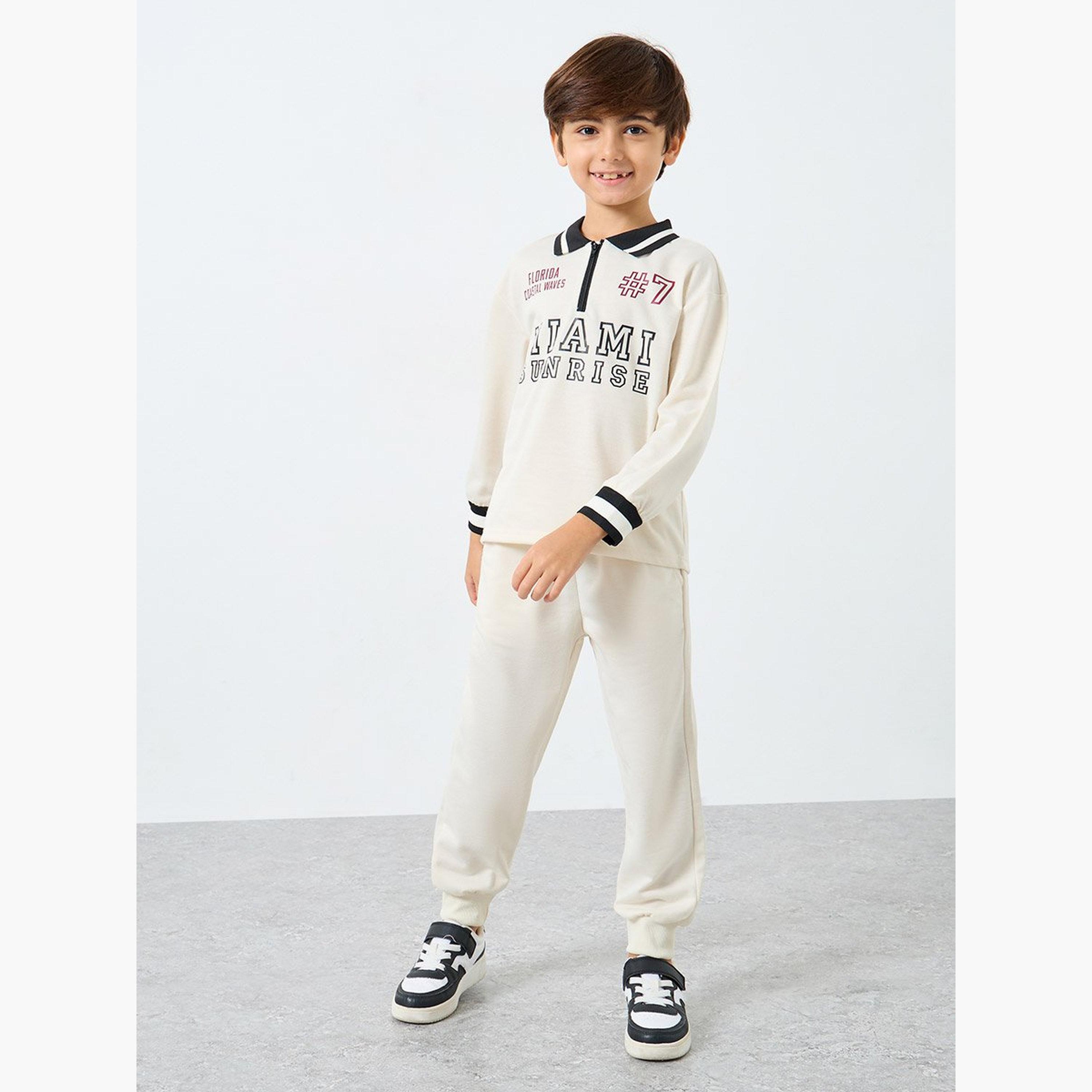 طقم من جوغر وتيشيرت بولو مُطبع-boys-clothing-setsandcoords-image-1