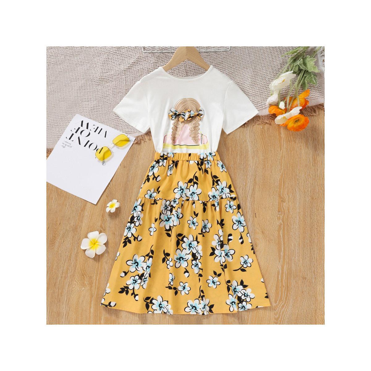 طقم من تنورة وتيشيرت بطبعة جرافيك-girls-clothing-setsandcoords-image-2