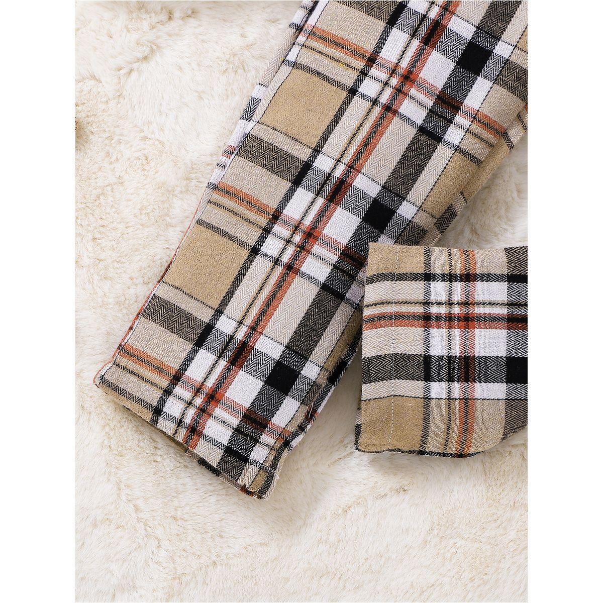 طقم من بنطال بطبعة مربعات وتيشيرت بطبعة جرافيك-boys-clothing-setsandcoords-image-5