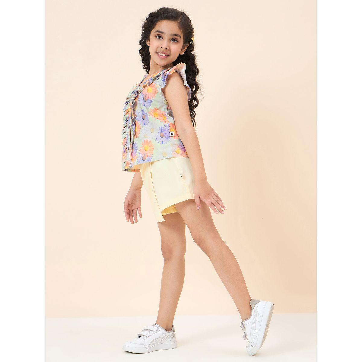 طقم منسق من سكورت وبلوزة بتفاصيل كشكش-girls-clothing-setsandcoords-image-2
