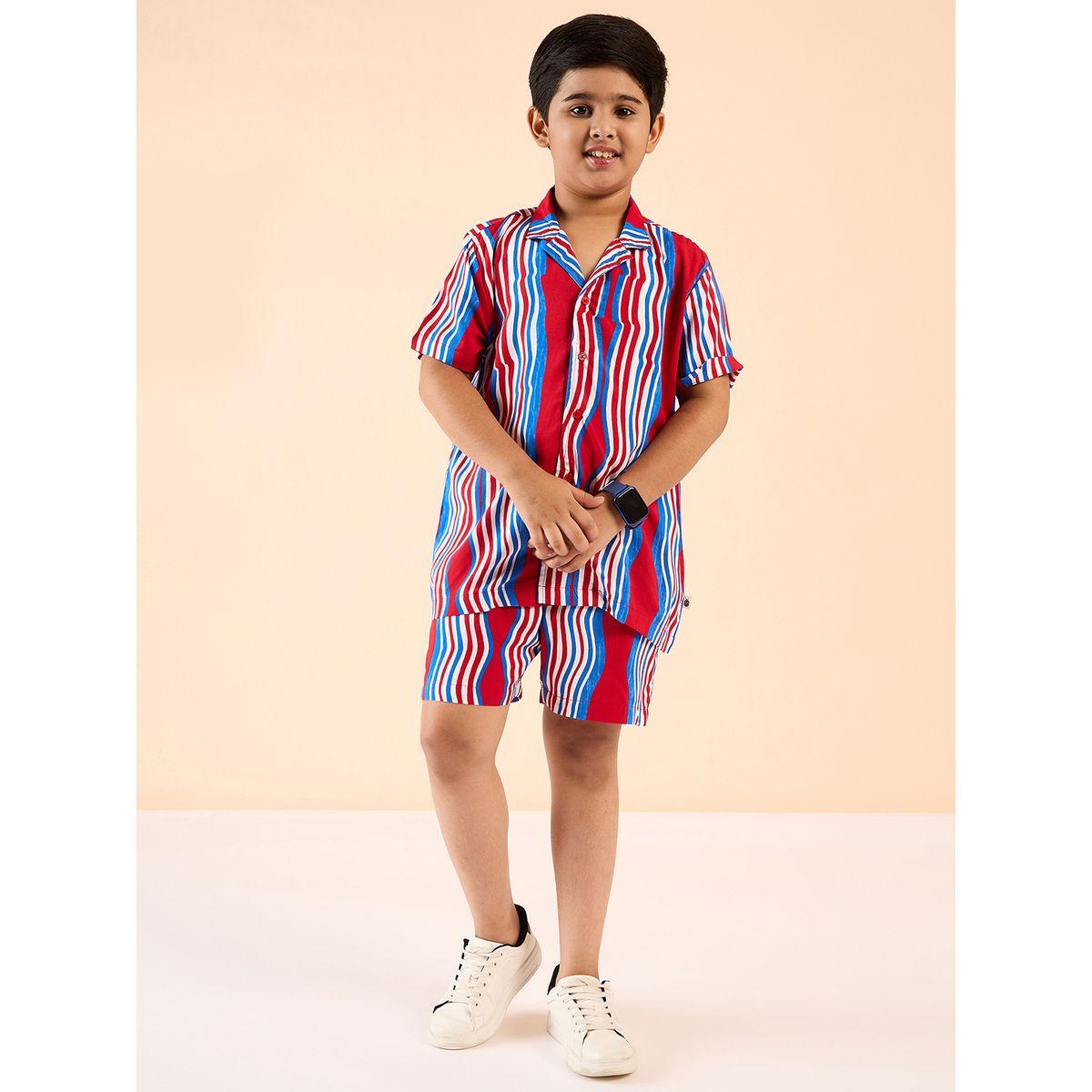طقم منسق من شورت وبلوزة مخططة بتفاصيل ياقة-boys-clothing-setsandcoords-image-1