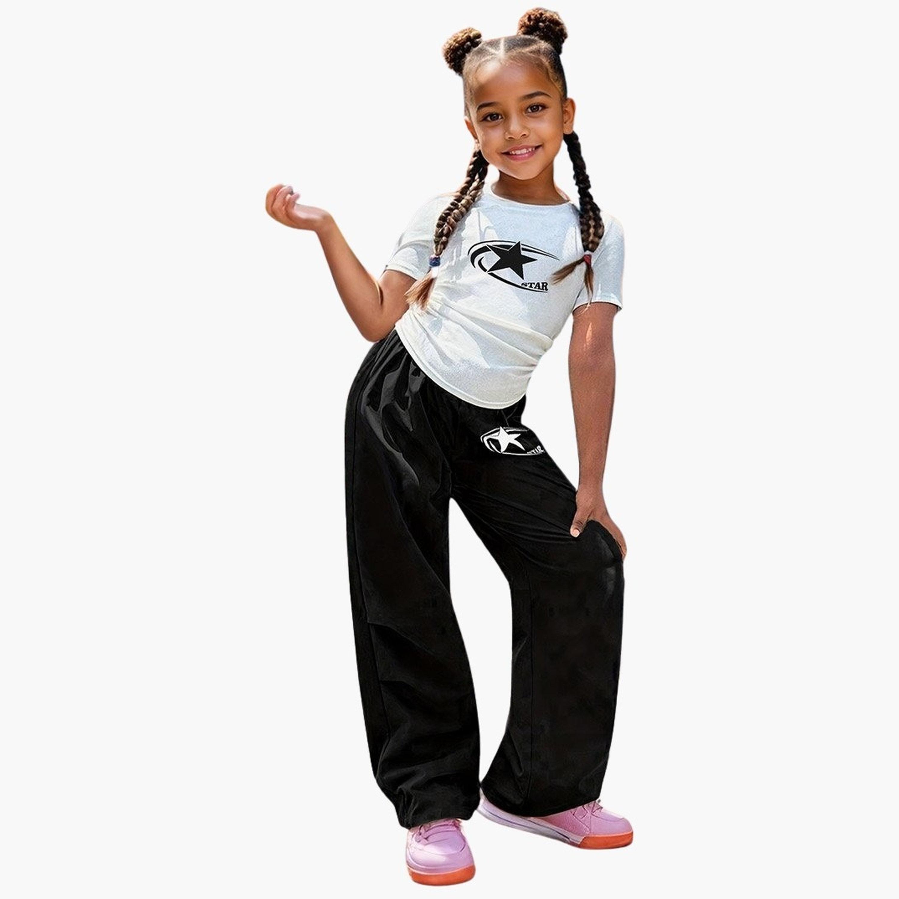 تيك تو - طقم تي شيرت وبنطال بطبعة نجوم للبنات-girls-clothing-setsandcoords-image-2