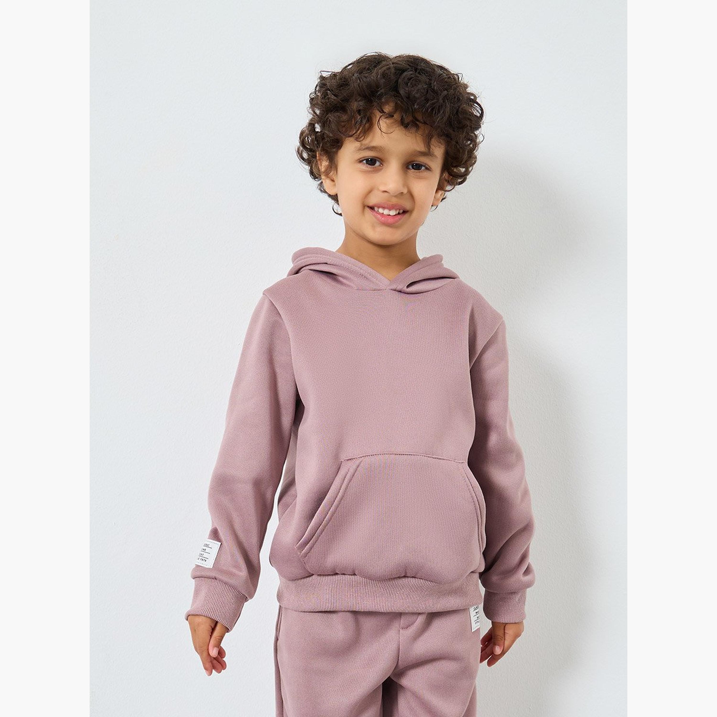 ستايلي - طقم هودي وبنطال رياضي للأولاد لون أرجواني-boys-clothing-setsandcoords-image-2
