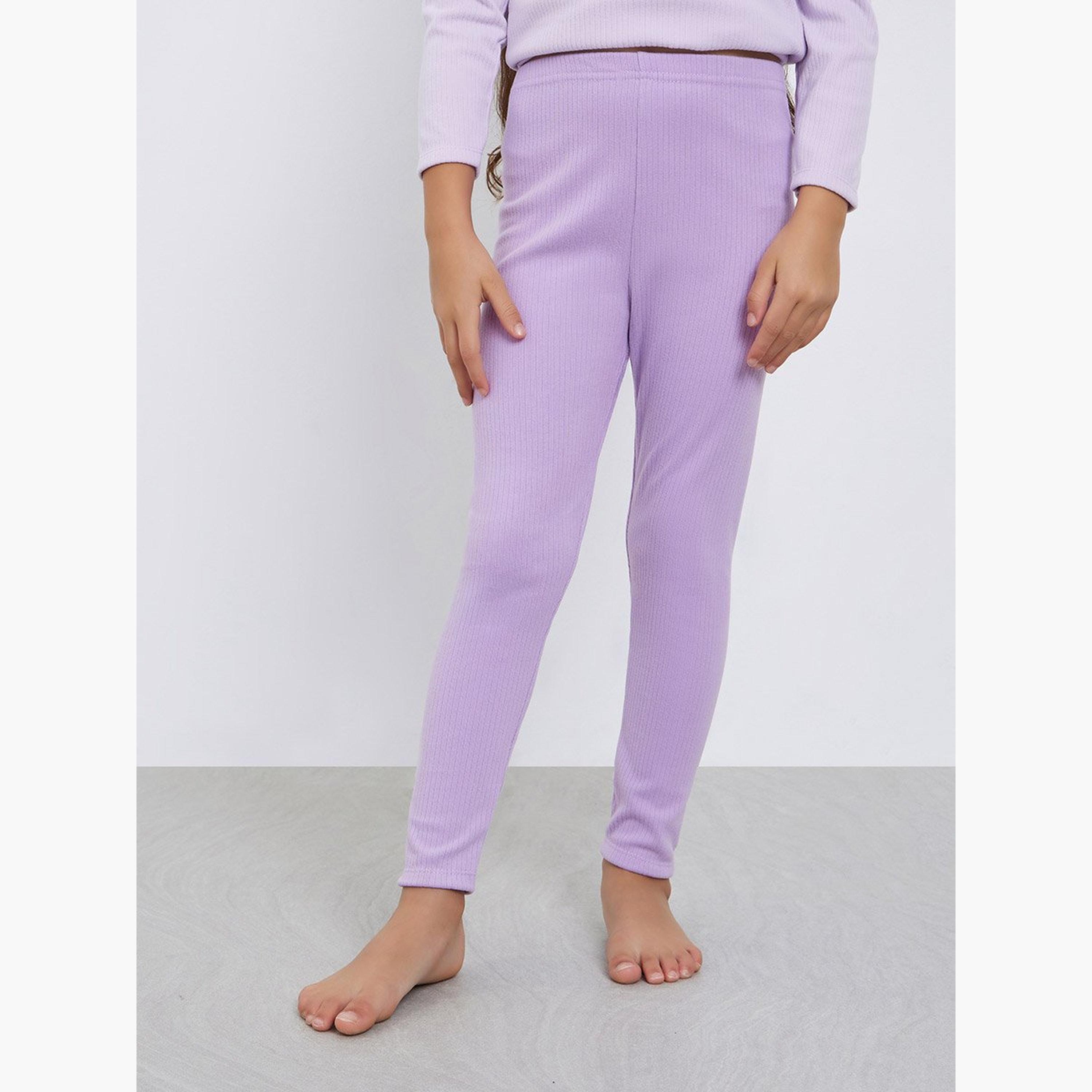 ستايلي - طقم تي شيرت وبنطال ضيق بطبعة كرز أرجواني للبنات-girls-clothing-nightwear-image-5