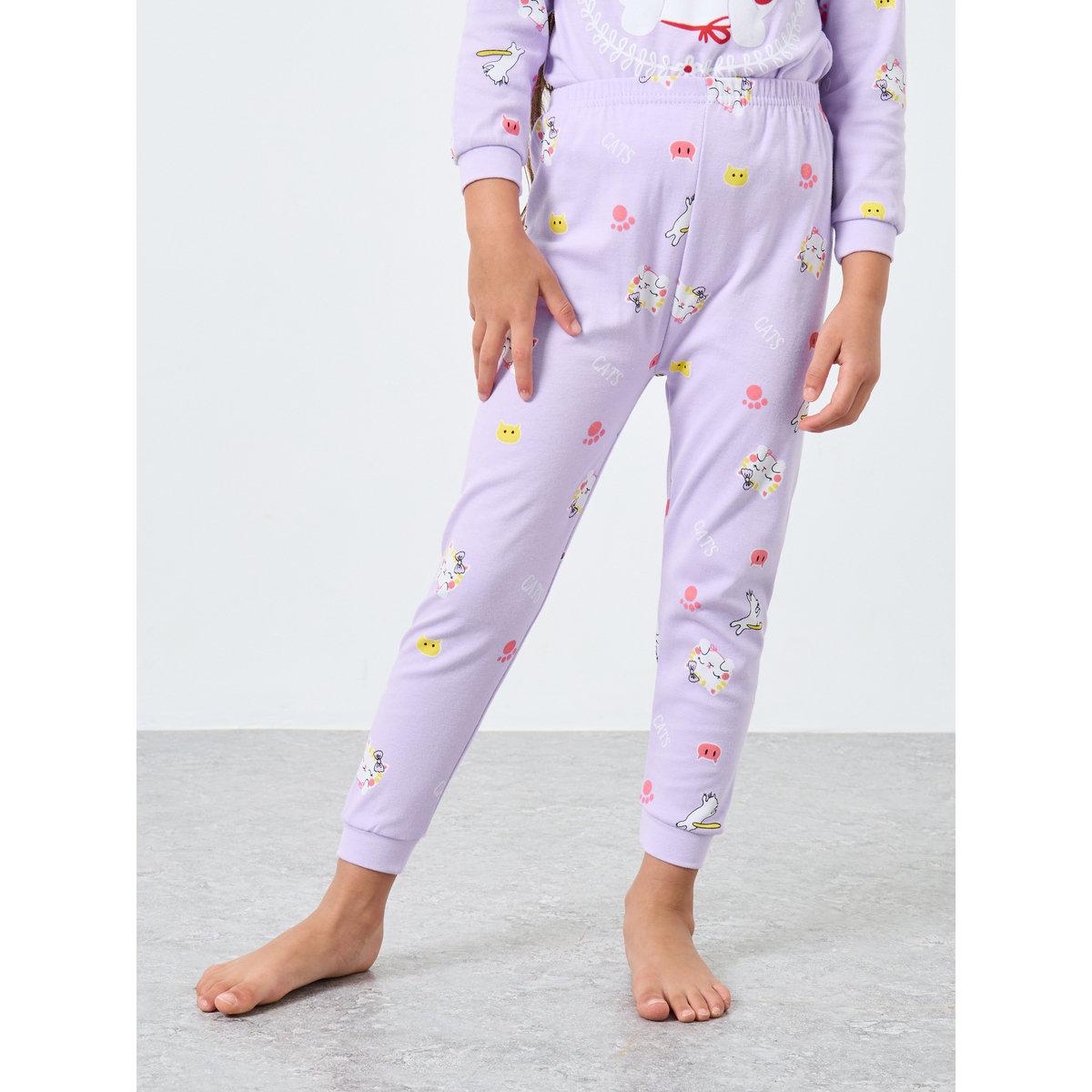طقم من بنطال بيجاما وبلوزة بطبعة جرافيك-girls-clothing-nightwear-image-5