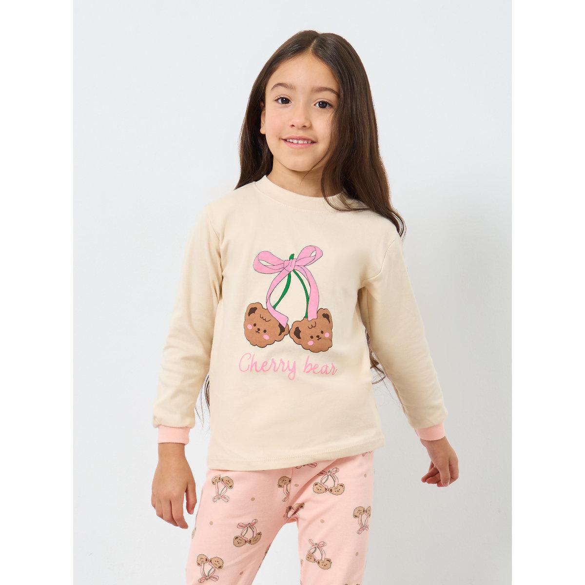 طقم من بنطال بيجاما وتيشيرت بطبعة جرافيك-girls-clothing-nightwear-image-2