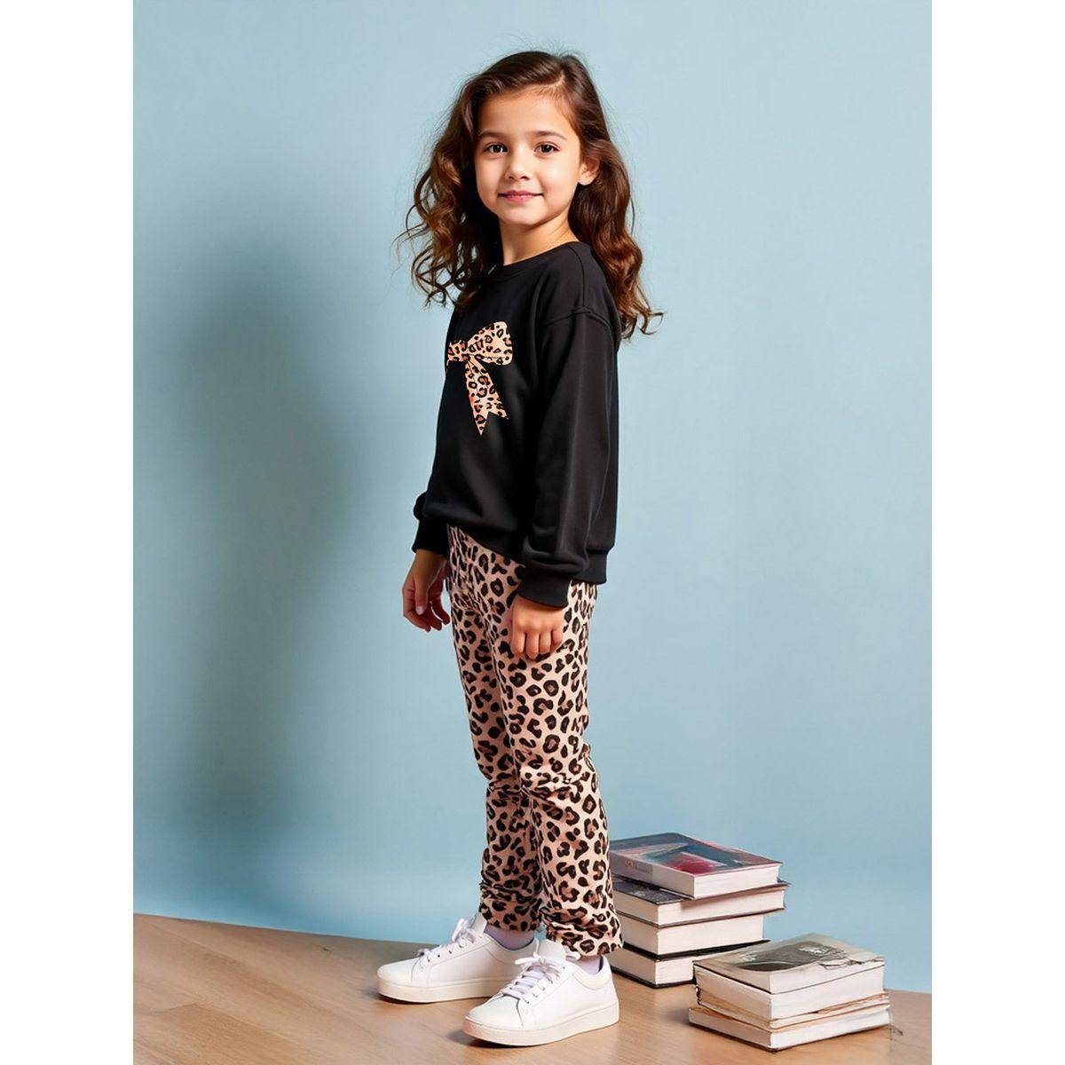 تيك تو - طقم سويت شيرت للبنات بطبعة غرافيكية جلد النمر مع بنطال-girls-clothing-setsandcoords-image-4