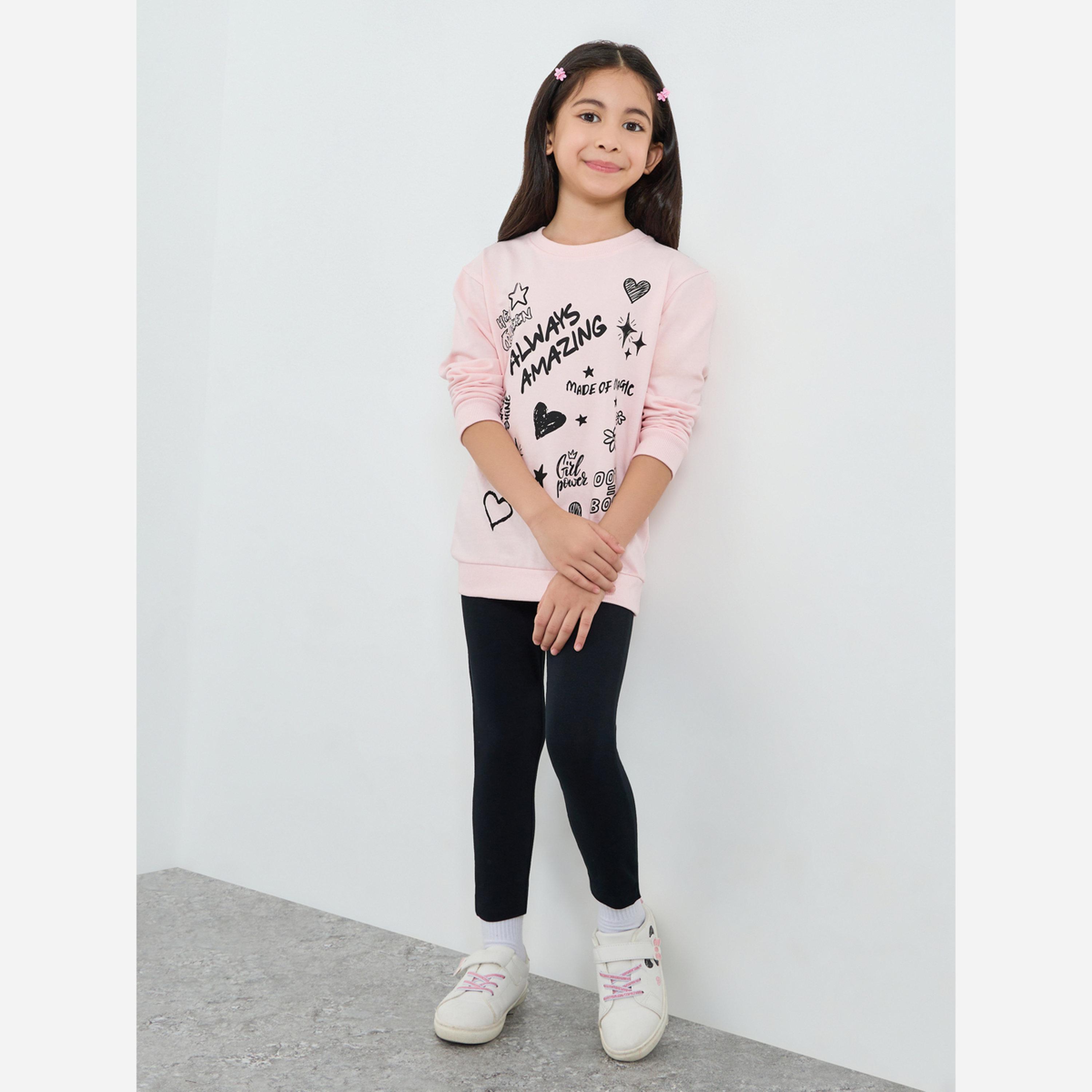 ستايلي - طقم سويت شيرت وفيزون للبنات لون وردي بطبعة غرافيكية-girls-clothing-setsandcoords-image-1