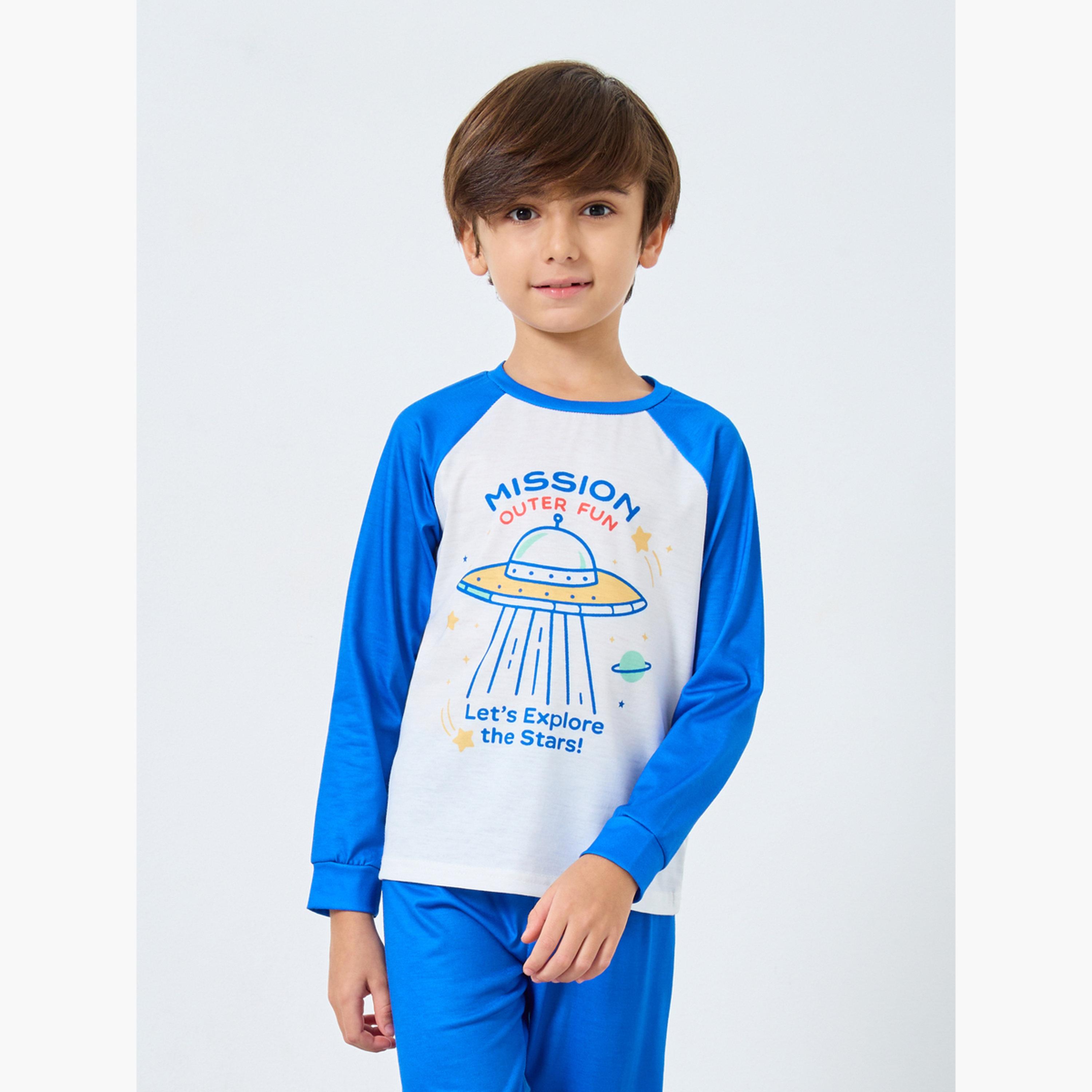 ستايلي - بيجاما تي شيرت بأكمام طويلة بطبعة جرافيكية لون أزرق-boys-clothing-nightwear-image-2