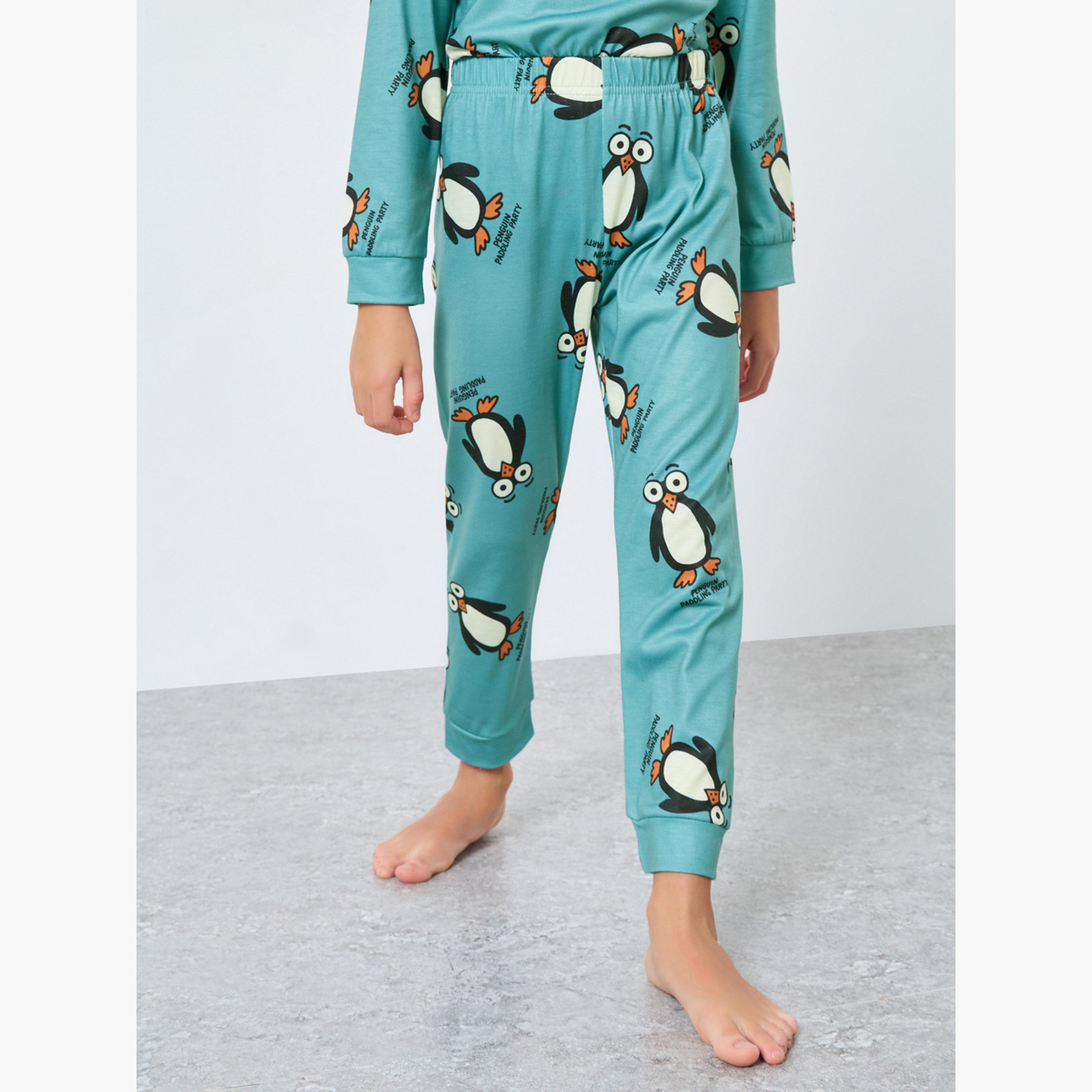 Styli Green Penguin Print Long Sleeve T-Shirt and Pyjama Set-boys-clothing-nightwear-image-4