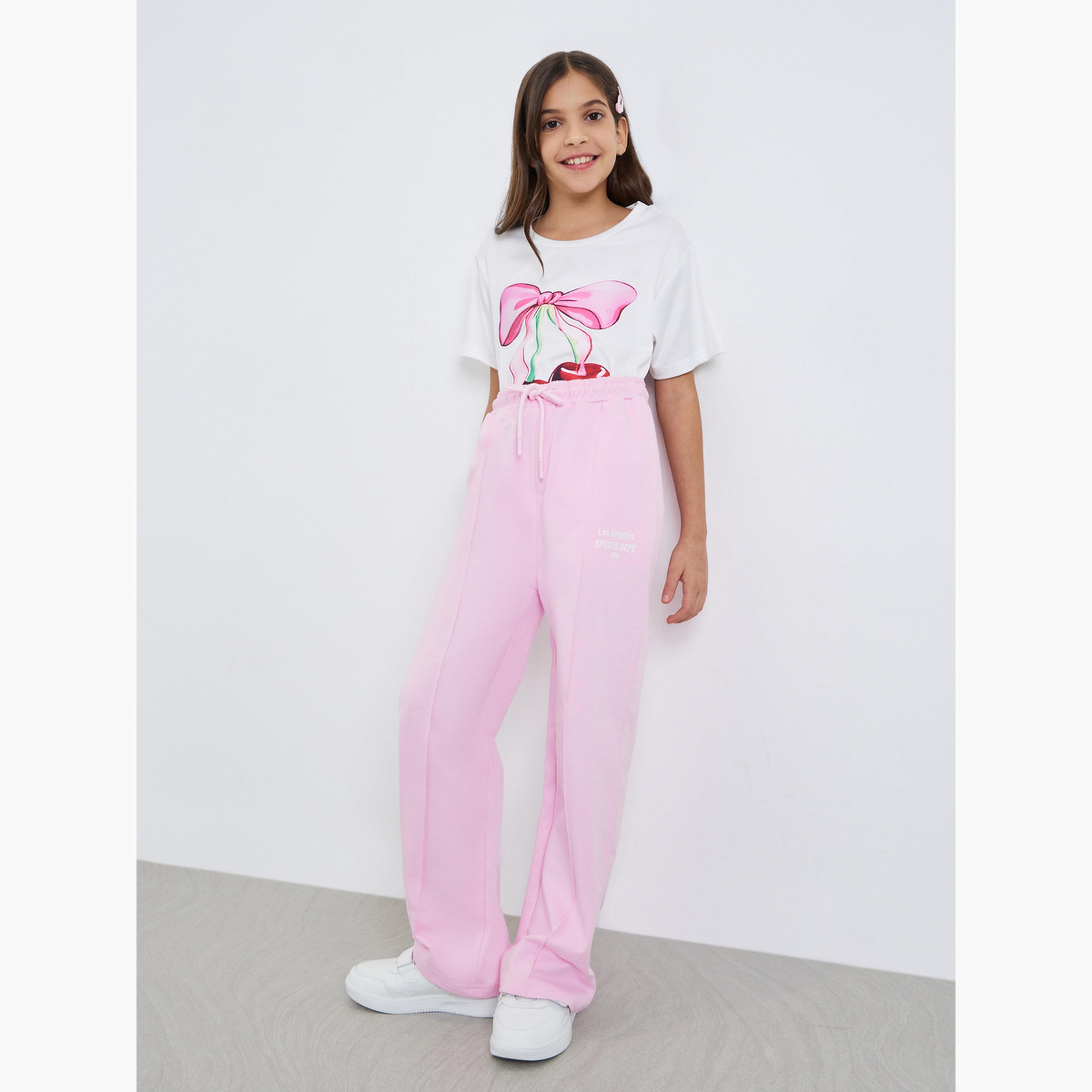 جوغر بأرجل مستقيمة وتفاصيل محزوزة-girls-clothing-bottoms-joggersandtrackpants-image-2
