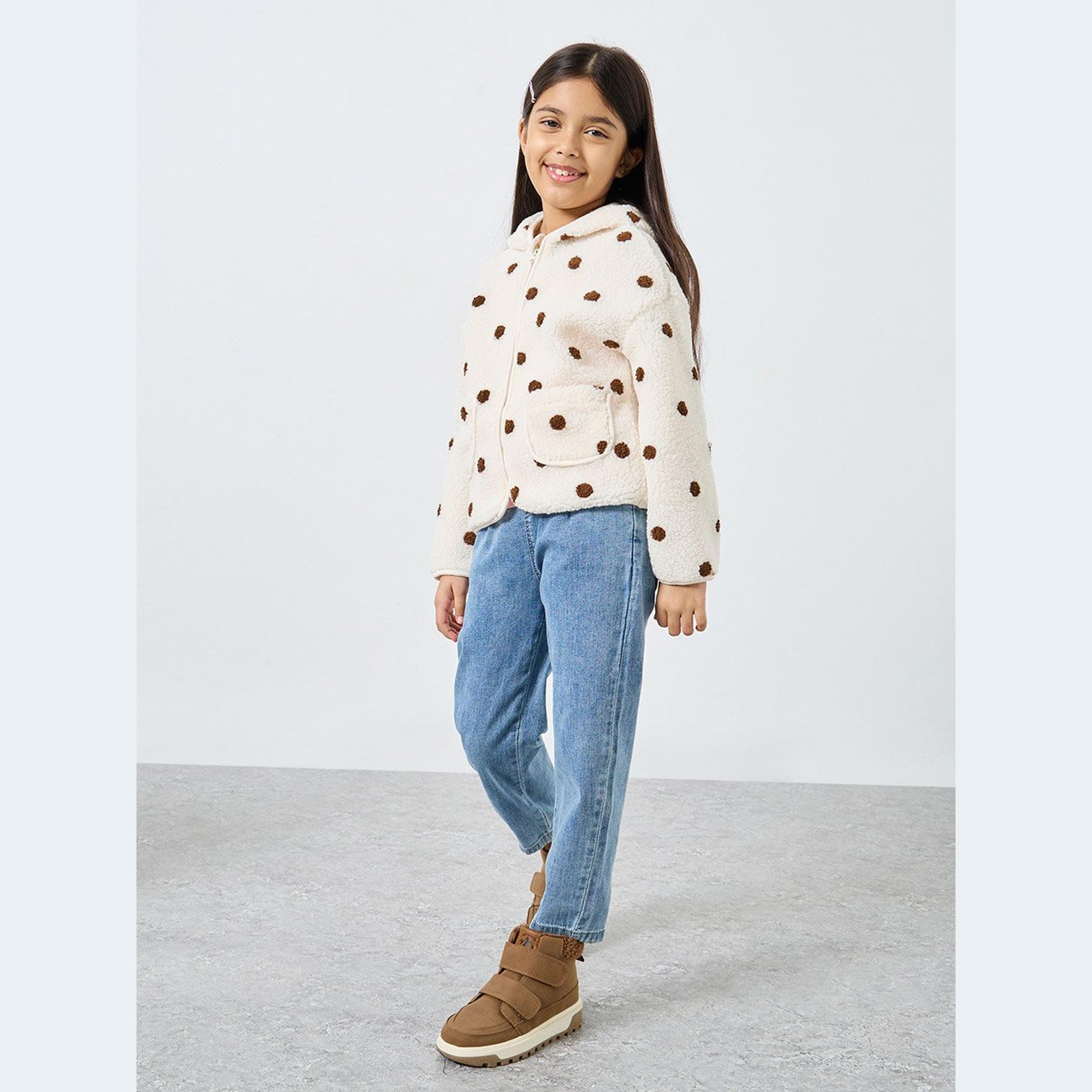 ستايلي - جاكيت بغطاء رأس من الفرو الصناعي منقط-girls-clothing-winterwear-jacketsandcoats-image-2