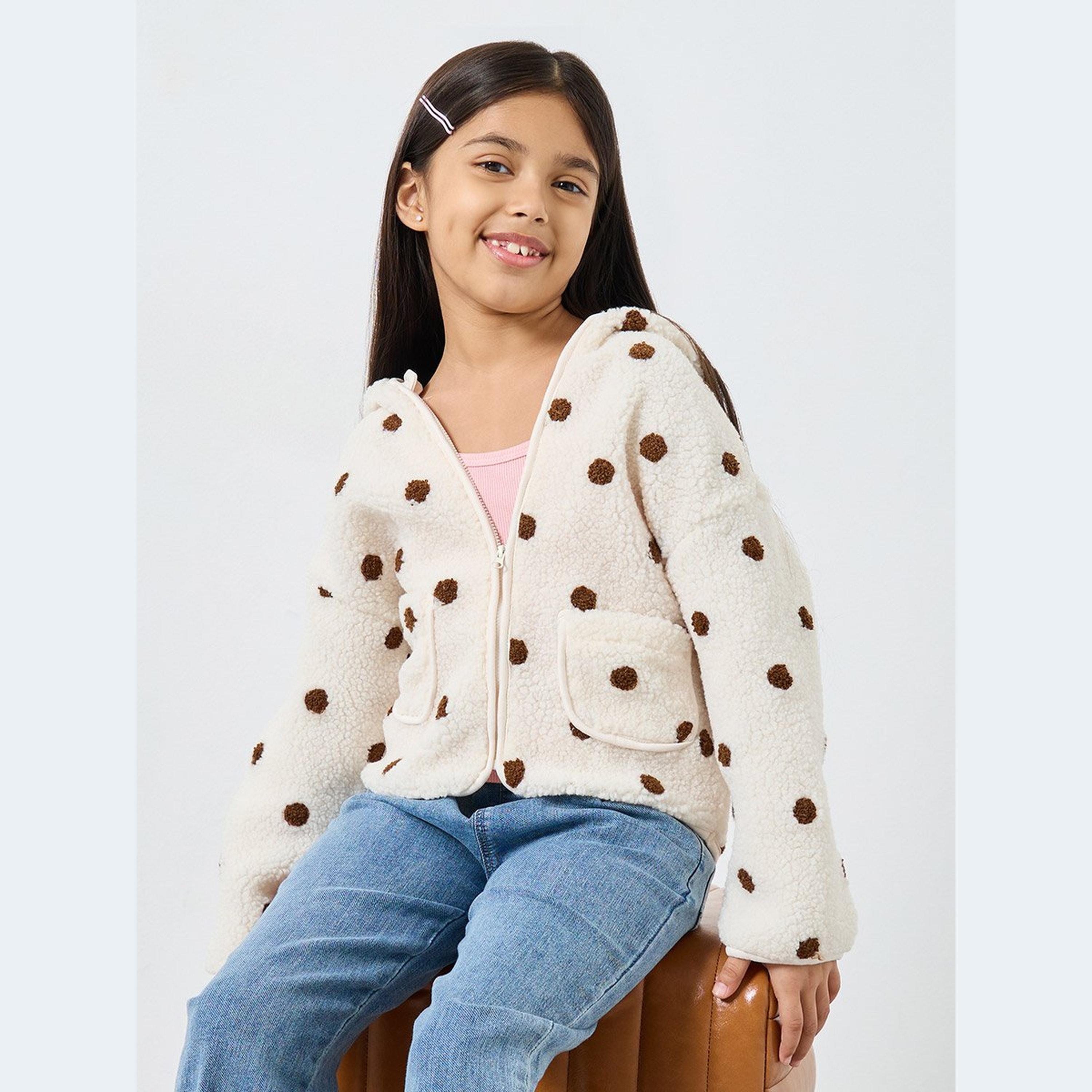 ستايلي - جاكيت بغطاء رأس من الفرو الصناعي منقط-girls-clothing-winterwear-jacketsandcoats-image-3