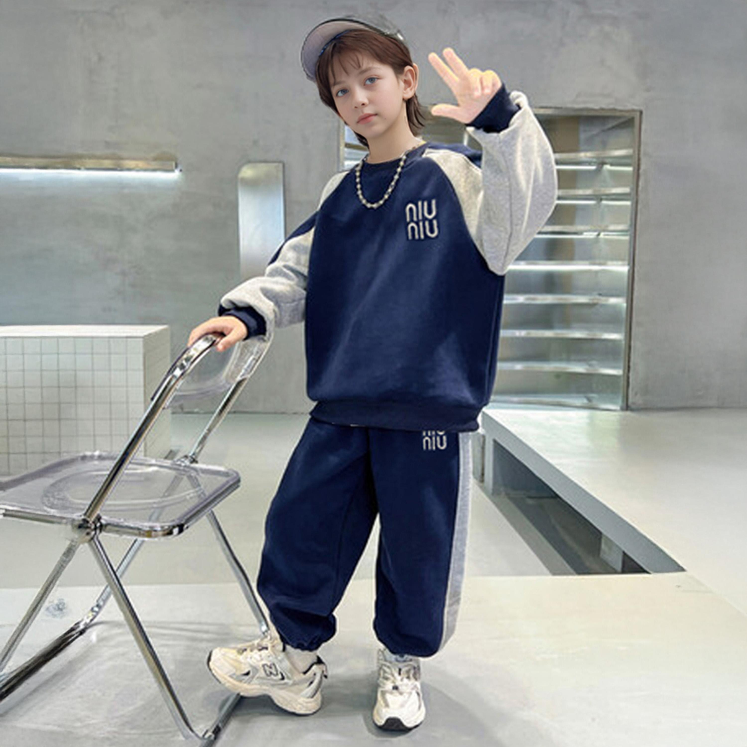 تيك تو - طقم سويت شيرت وبنطال رياضي بألوان بحرية للمراهقين-boys-clothing-setsandcoords-image-4