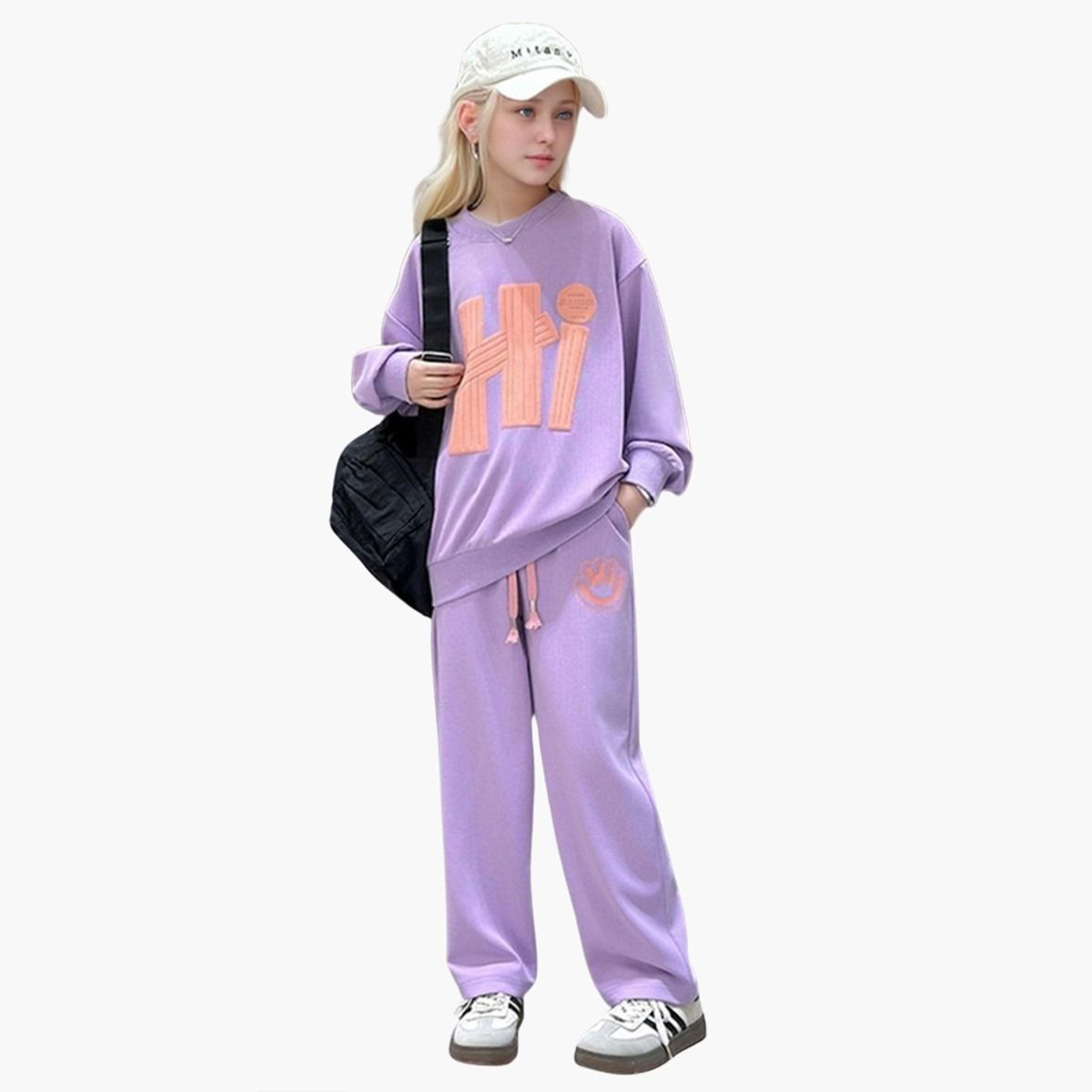 تيك تو - طقم سويت شيرت وبنطال رياضي مطبوع لون أرجواني-girls-clothing-setsandcoords-image-1