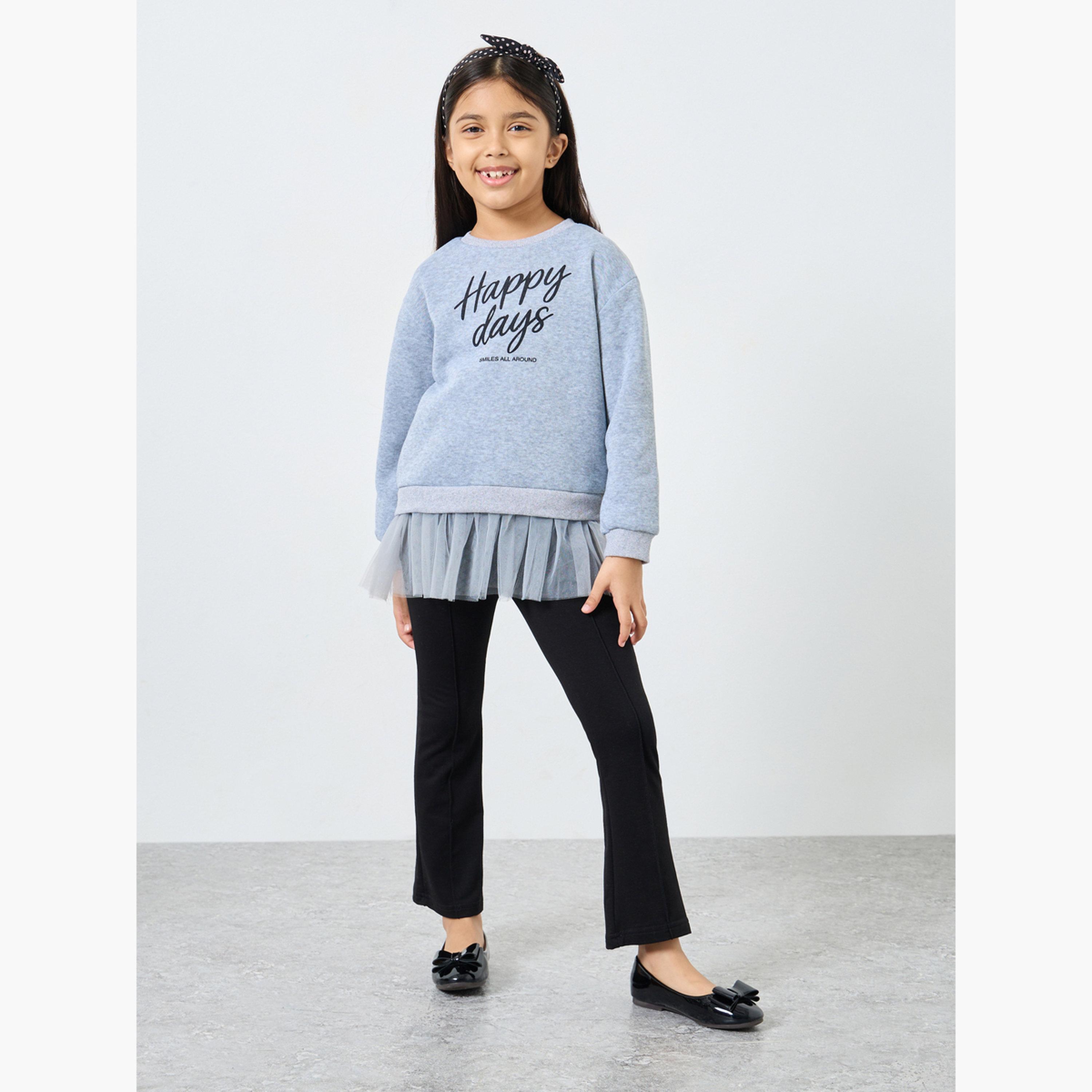 ستايلي - سويت شيرت رمادي مطبوع عليه شعار للبنات مع بطانة شبكية-girls-clothing-winterwear-sweatshirts-image-2