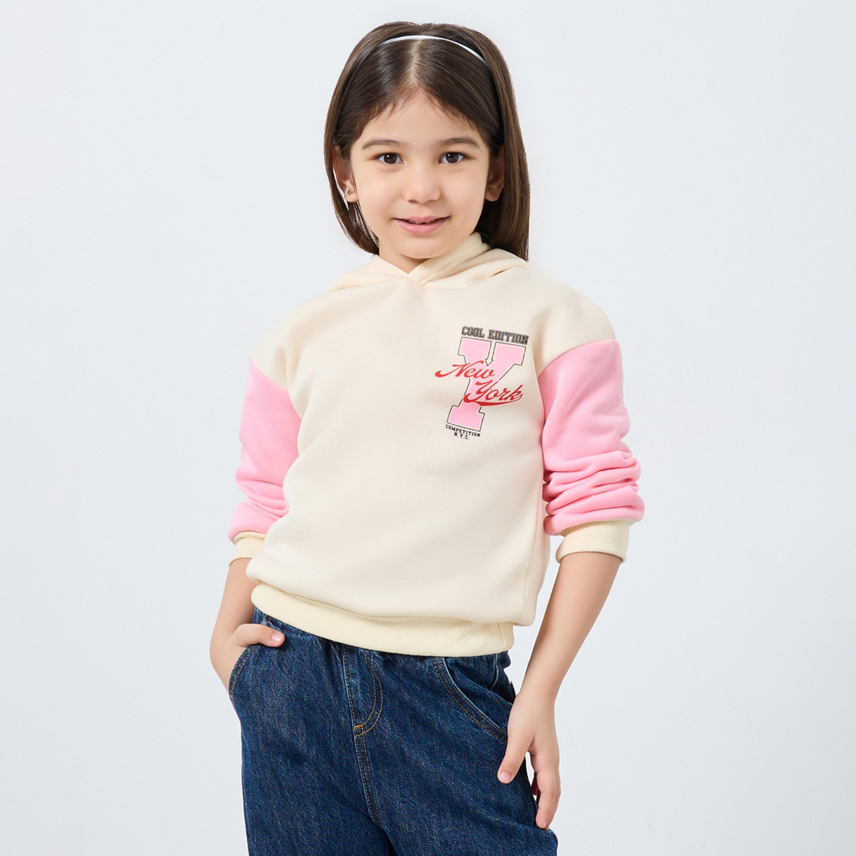 ستايلي - هودي مطبوع عليه كتلة ألوان بيج للبنات-girls-clothing-sweatshirts-image-1