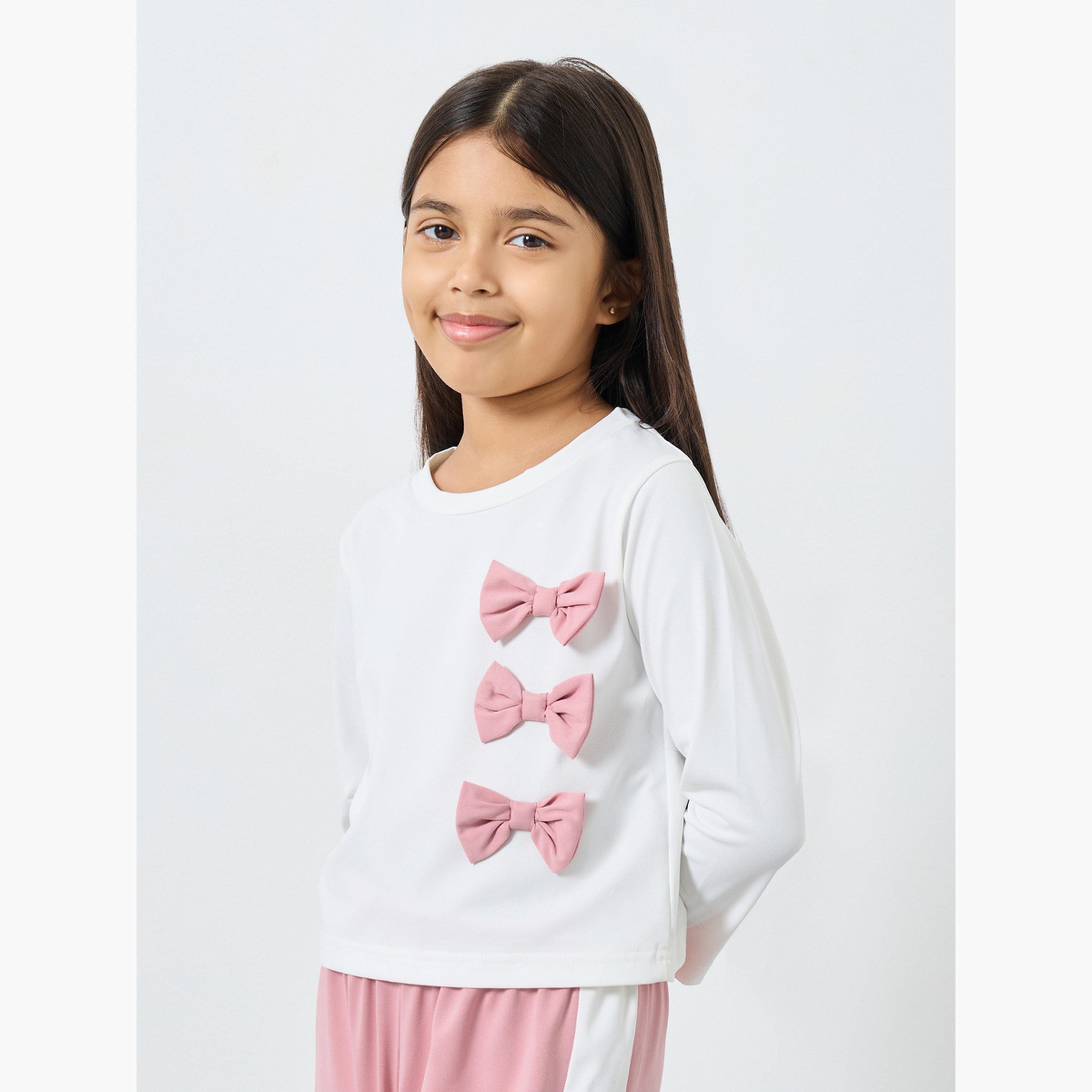 ستايلي - طقم بلوزة بتفاصيل فيونكة وبنطال رياضي واسع الساق-girls-clothing-setsandcoords-image-2