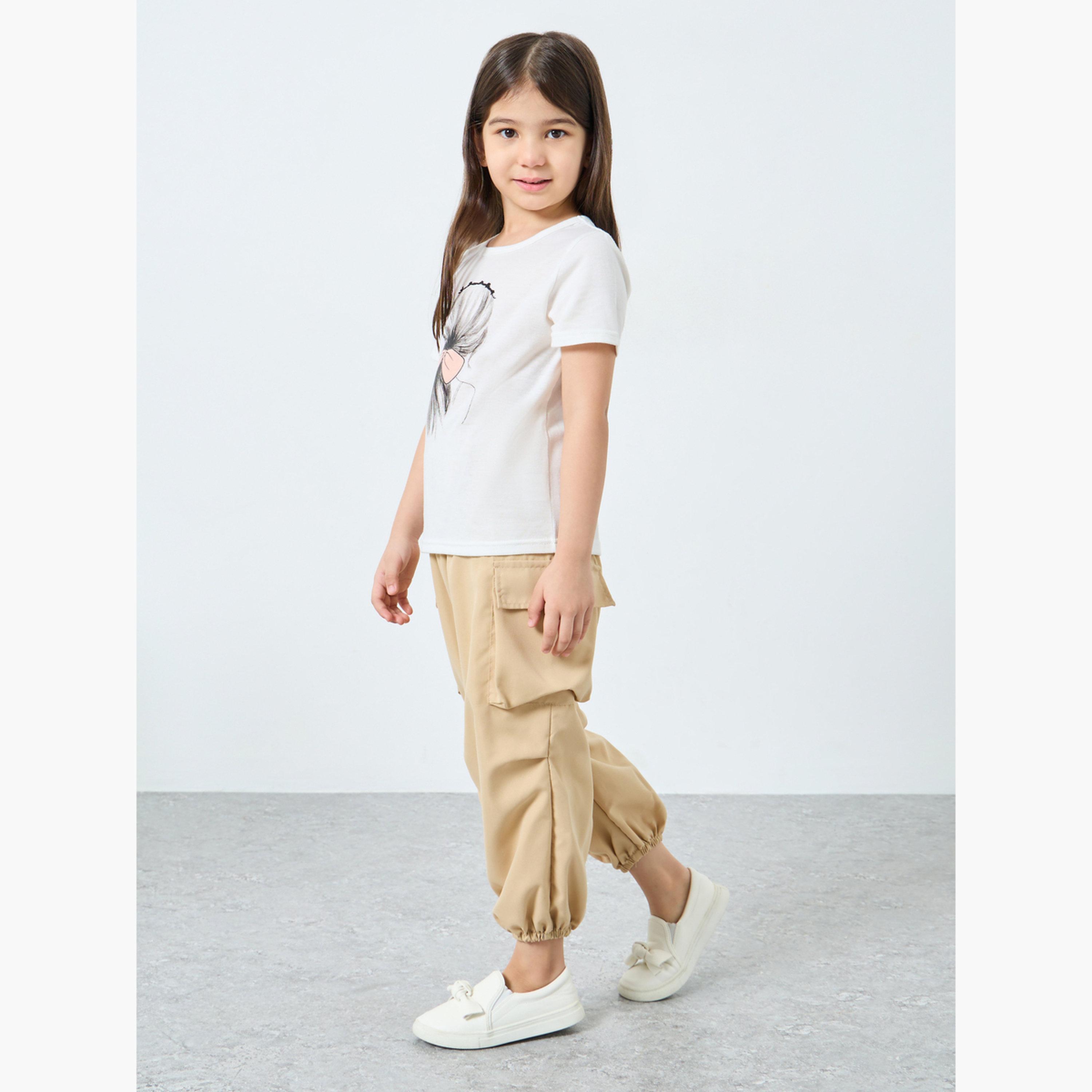 Styli Girls Beige Solid Cargo Pocket Joggers with Elasticated Waistband-girls-clothing-bottoms-joggersandtrackpants-image-2
