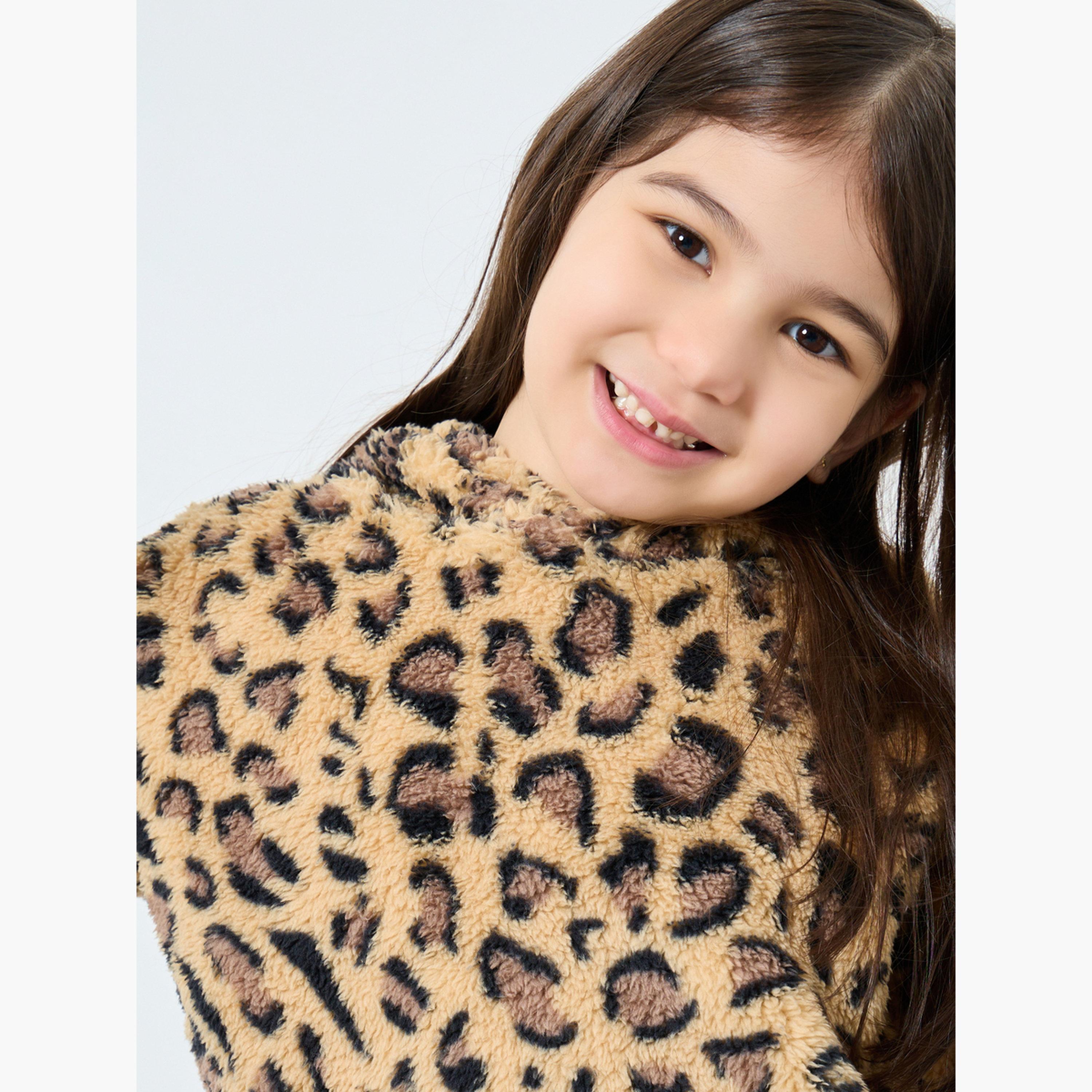 ستايلي - هودي بطبعة حيوانات من الفرو الصناعي للبنات-girls-clothing-winterwear-jacketsandcoats-image-3