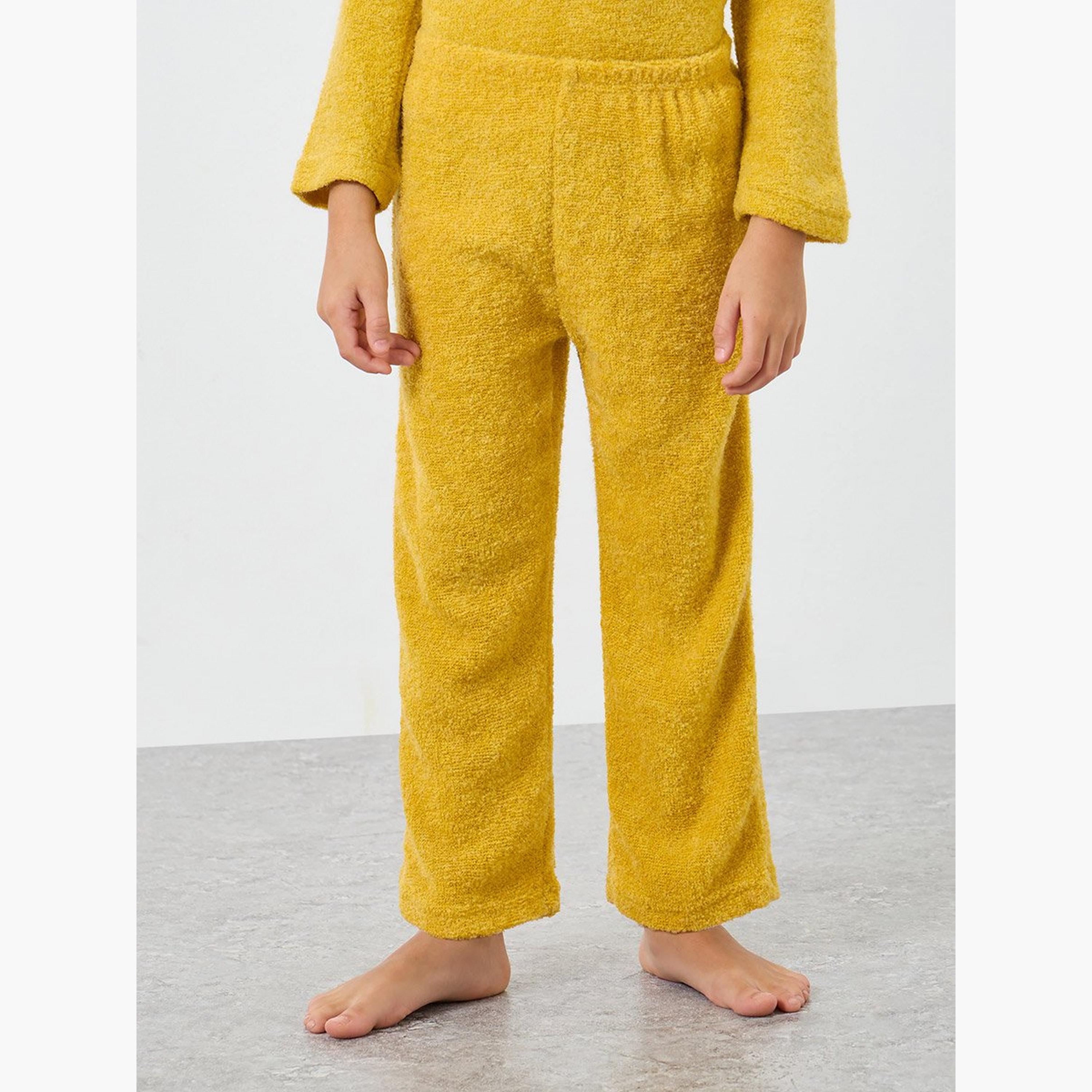 طقم من بنطال بيجاما وتيشيرت بتفاصيل جيب-boys-clothing-nightwear-image-4