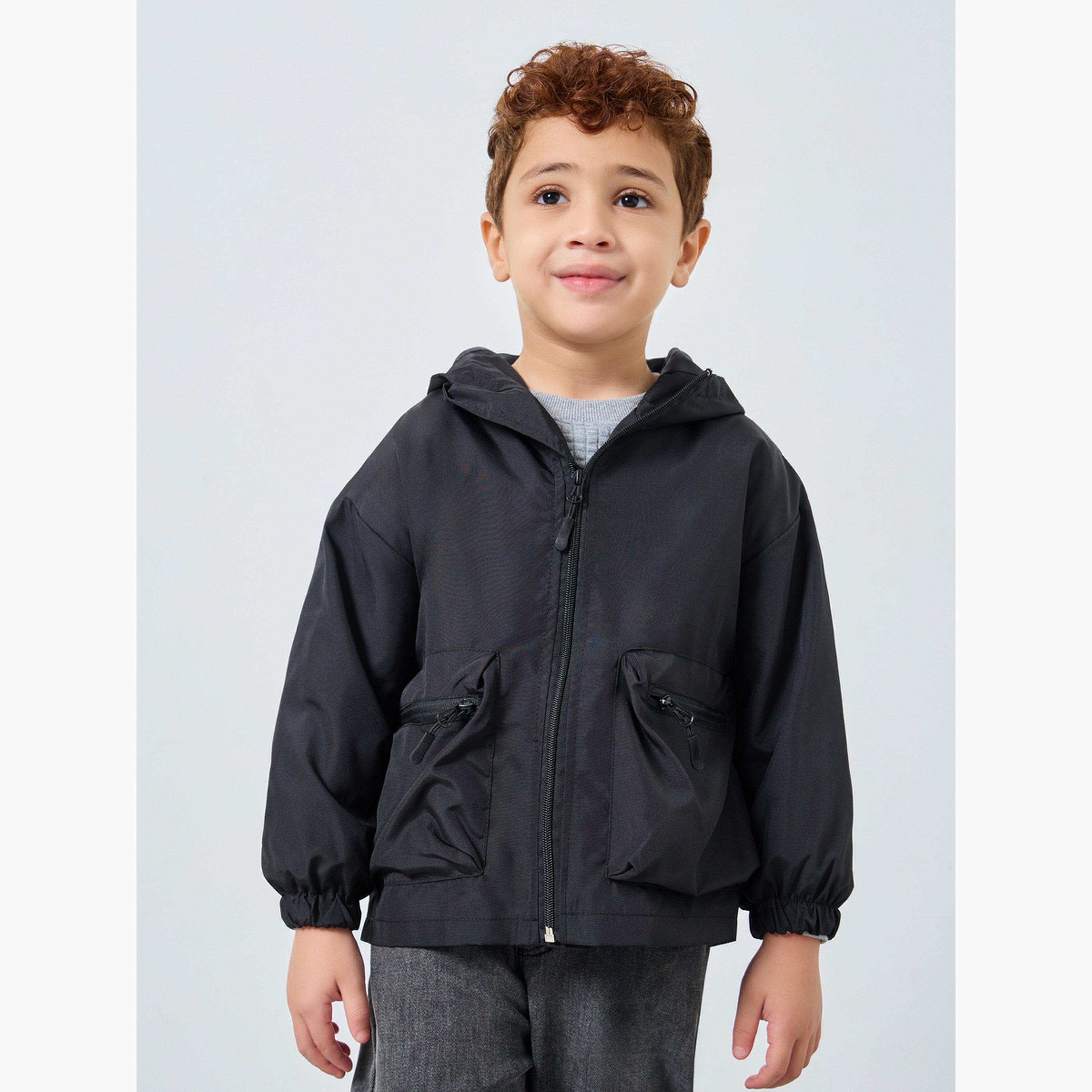 ستايلي - جاكيت أسود سادة للأولاد بغطاء رأس وجيوب-boys-clothing-jacketsandcoats-image-3