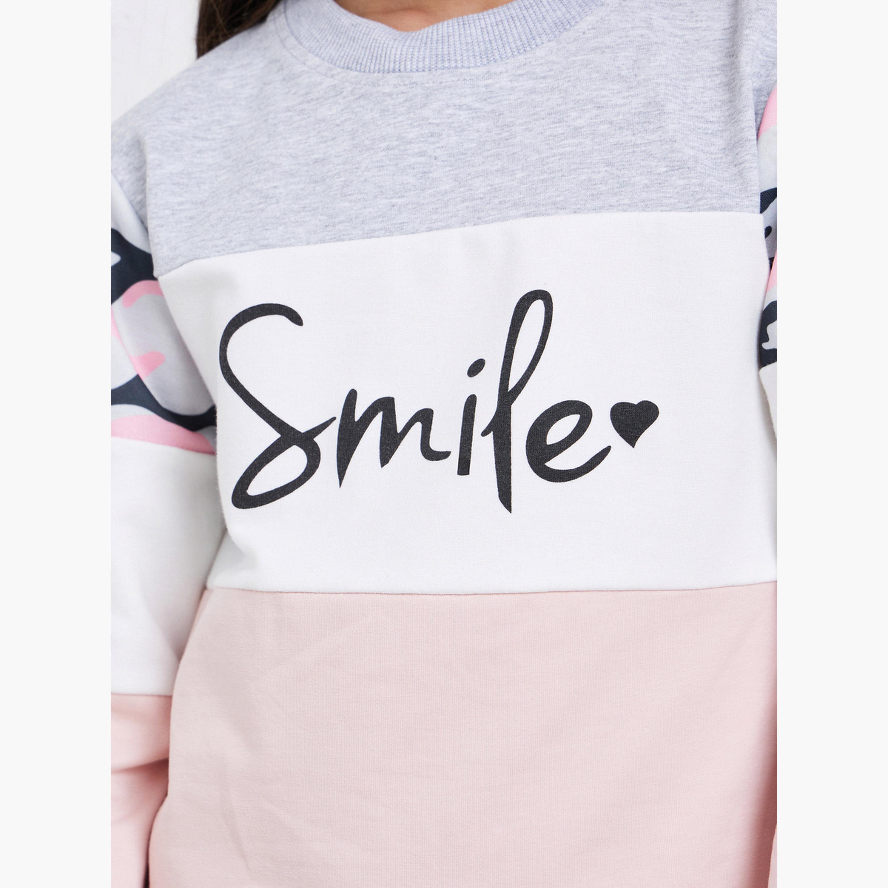 ستايلي - طقم سويت شيرت وبنطال رياضي رمادي اللون للبنات-girls-clothing-setsandcoords-image-3