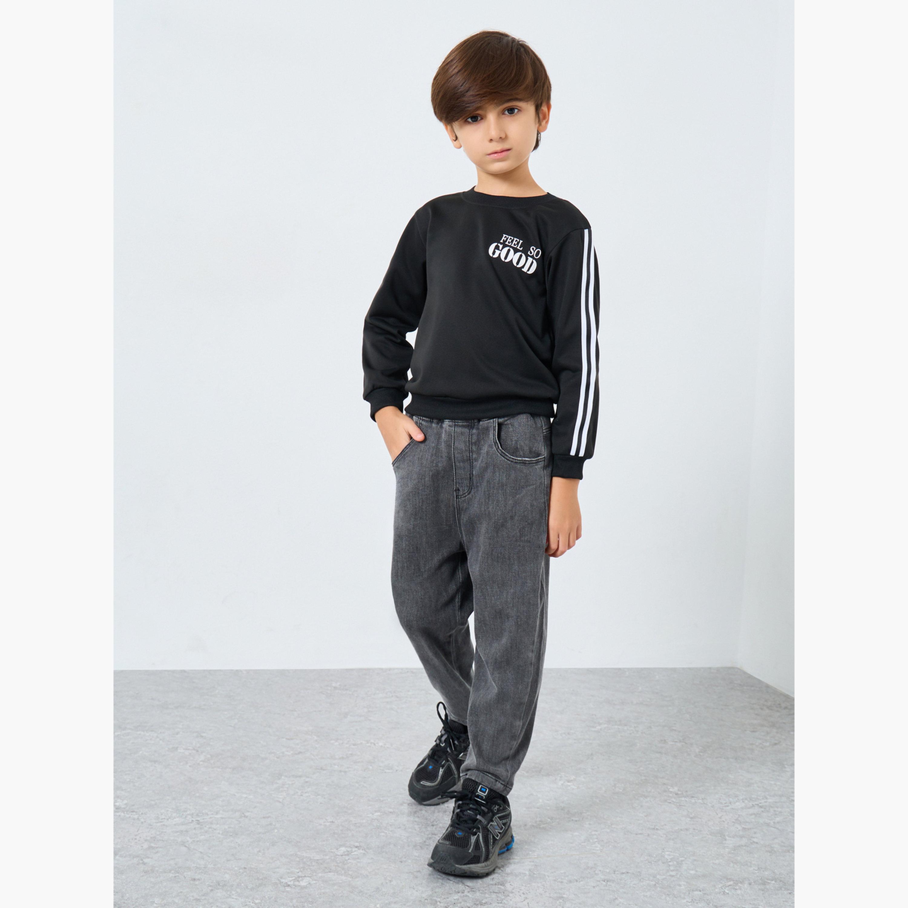 Styli Slogan Print Round Neck Long Sleeves Boy's Sweatshirt-boys-clothing-winterwear-sweatshirts-image-2