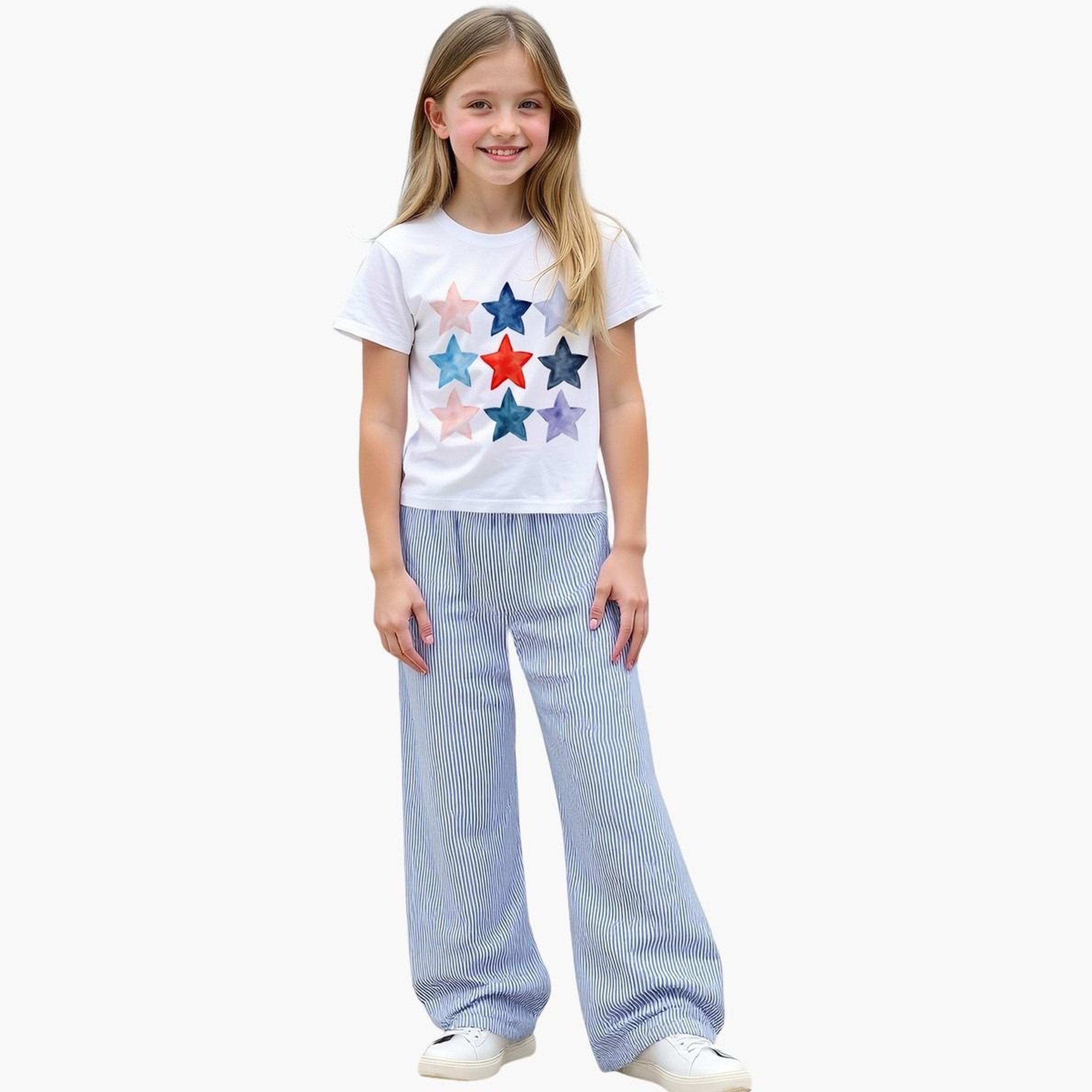 تيك تو - طقم تي شيرت بطبعة نجوم المراهقين وبنطال مخطط-girls-clothing-setsandcoords-image-1