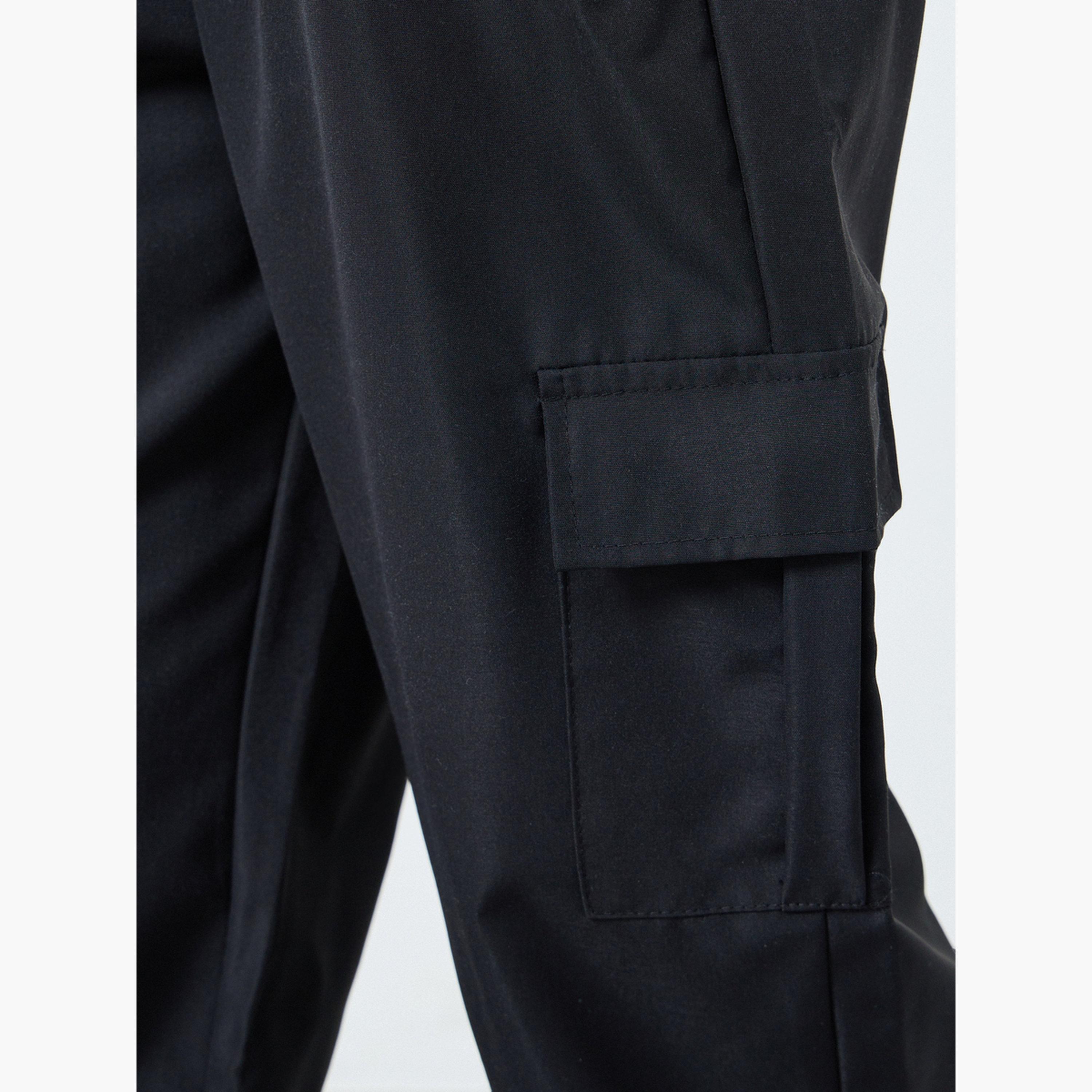 Styli Black Solid Cargo Joggers-boys-clothing-bottoms-joggersandtrackpants-image-4