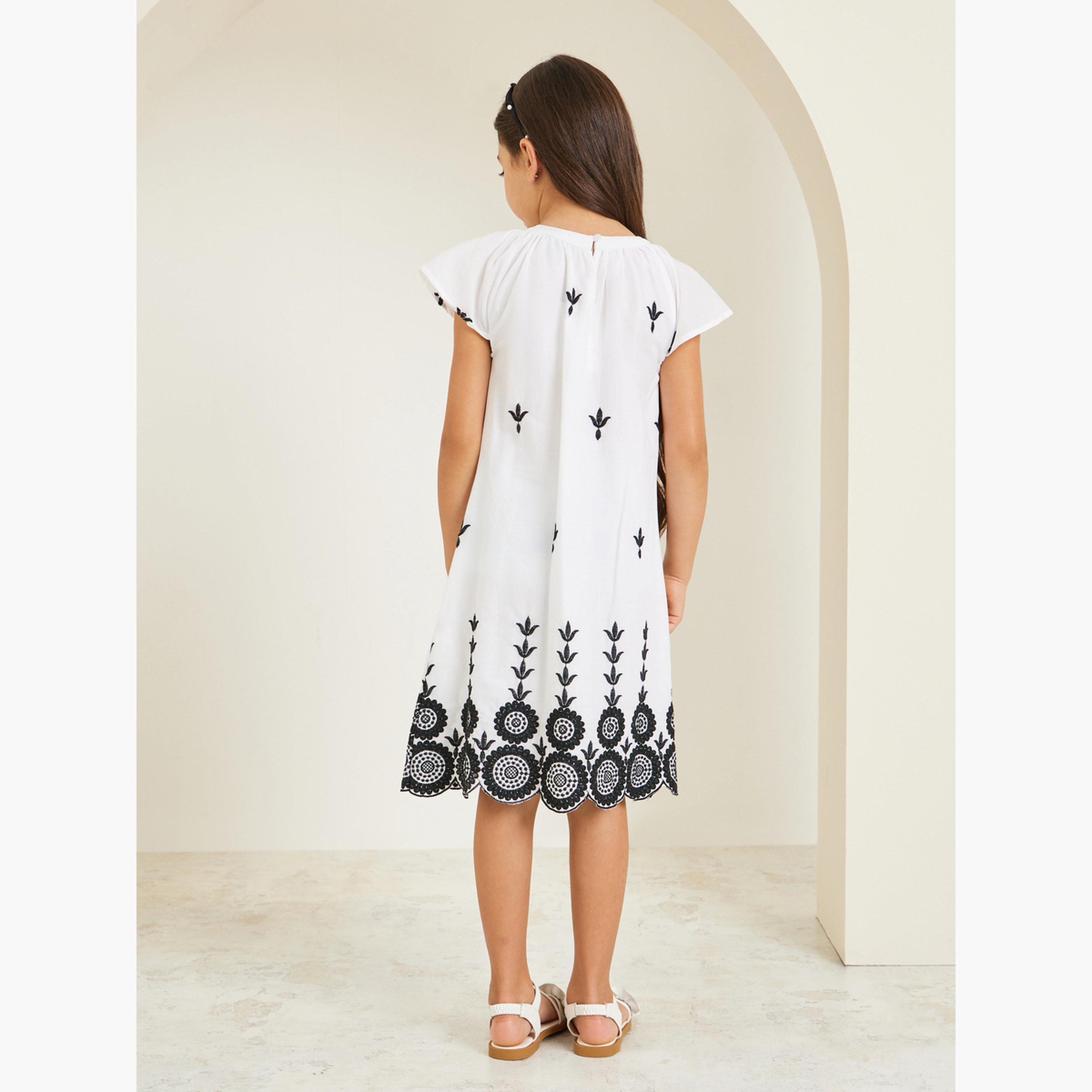 Styli Girls White Embroidered Short Sleeve Dress-girls-clothing-dressesandjumpsuits-image-4
