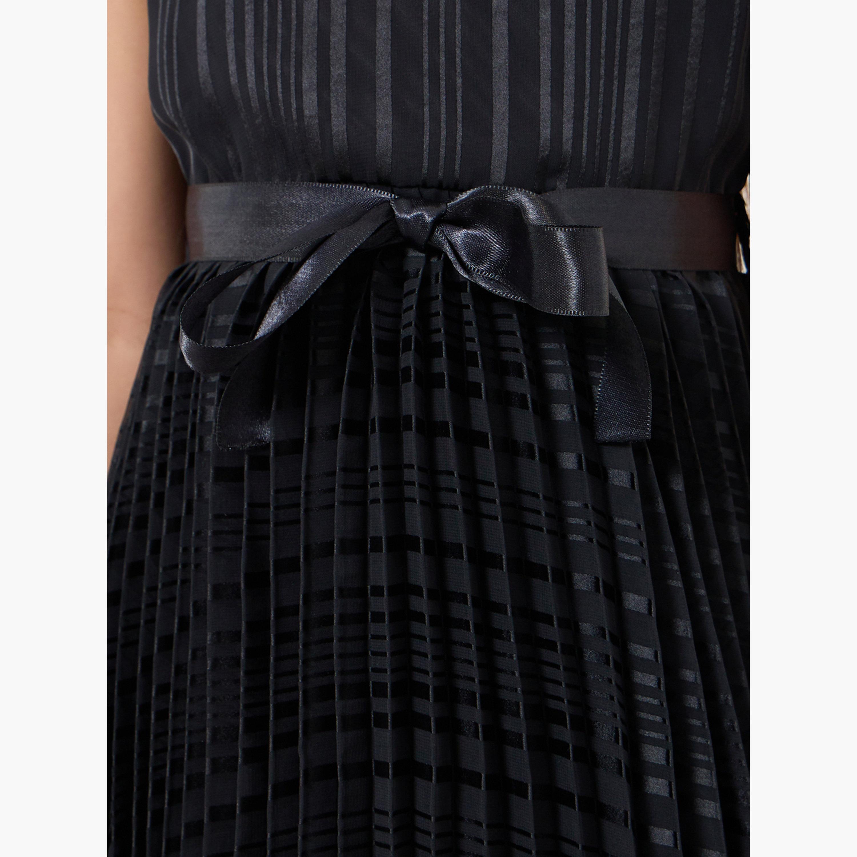 فستان بحافة واسعة مُطوى بتفاصيل فيونكة للبنات-girls-clothing-dressesandjumpsuits-image-3