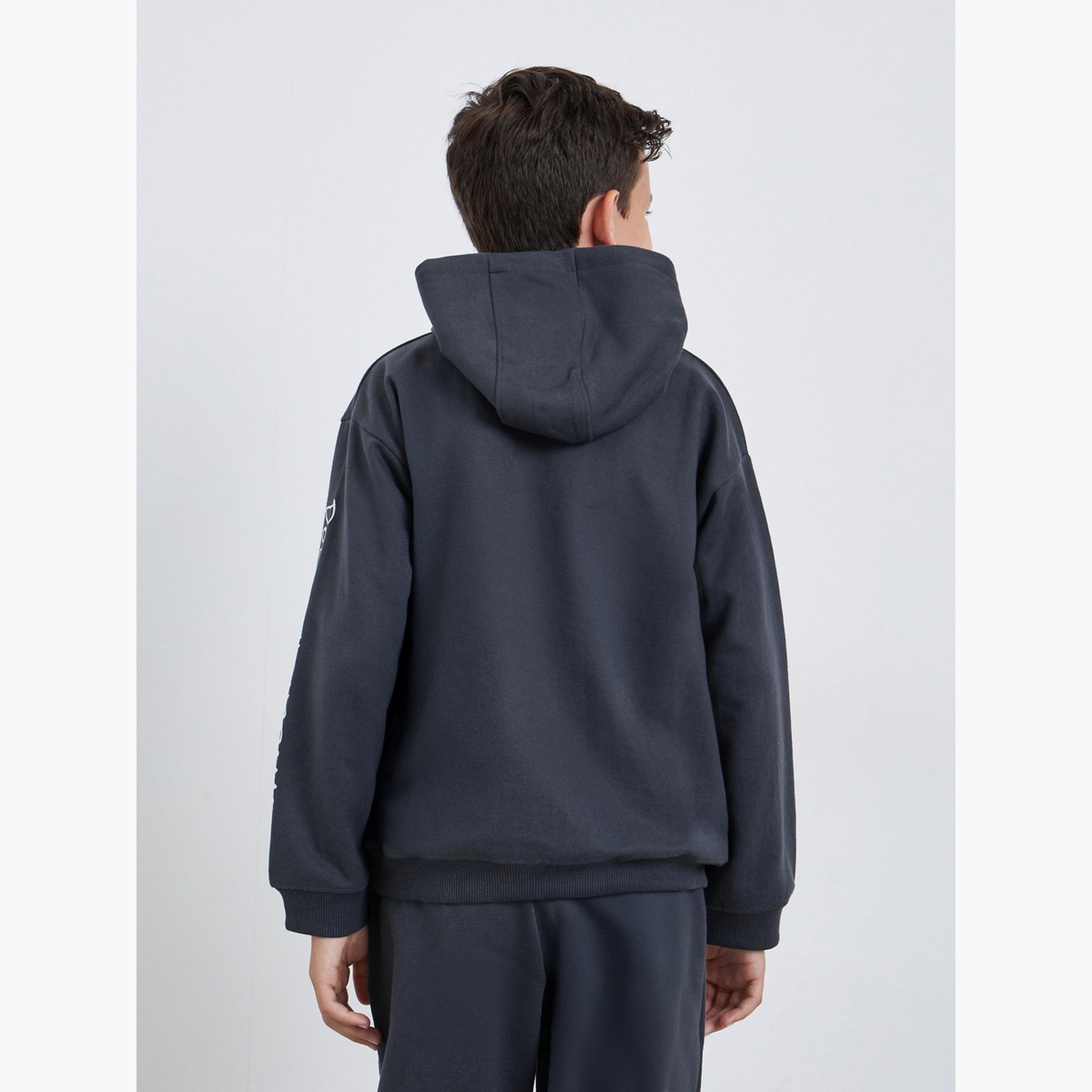 هودي قطني بطبعة شعار-boys-clothing-sweatshirts-image-4