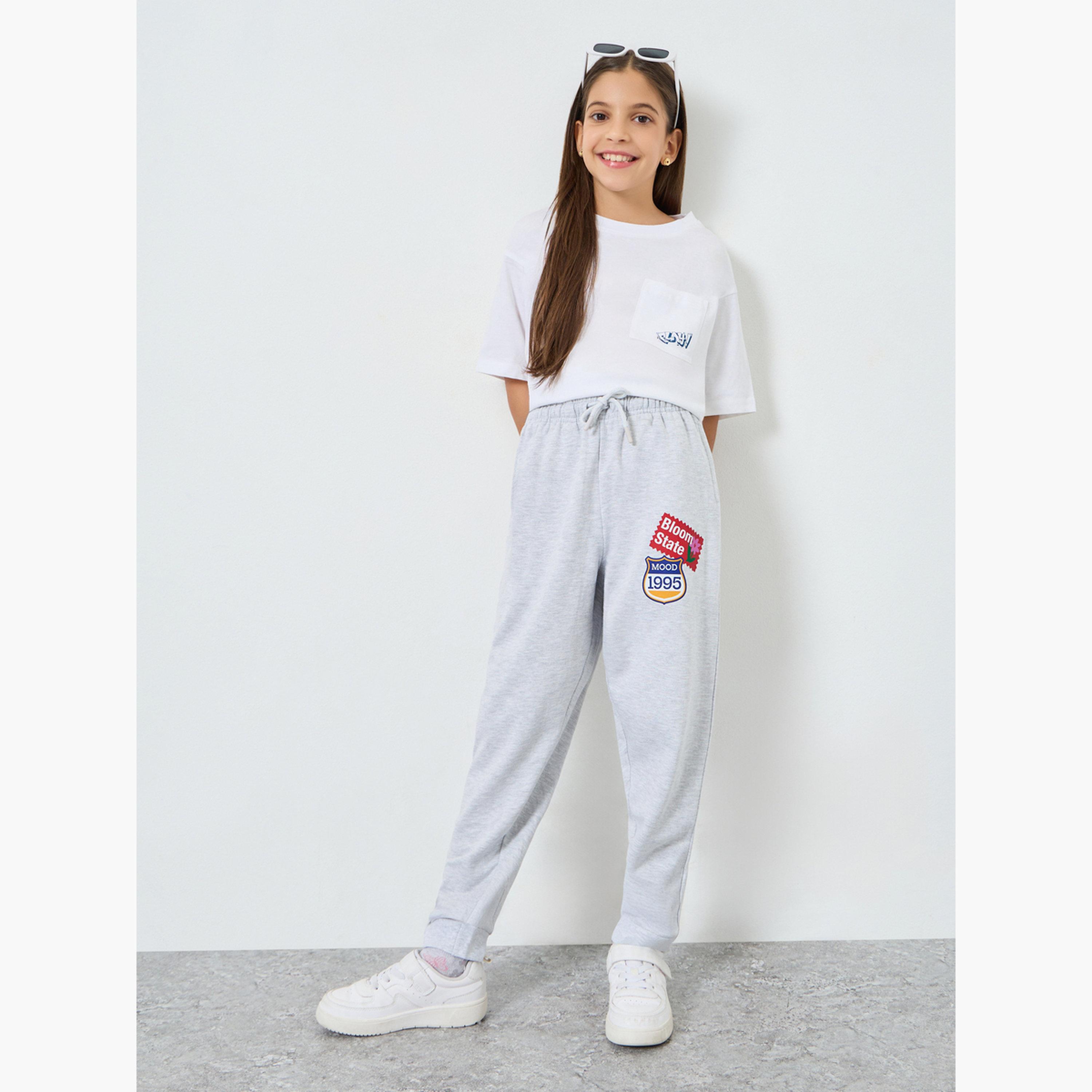جوغر قطني مطبع بطبعة جرافيك-girls-clothing-bottoms-joggersandtrackpants-image-2