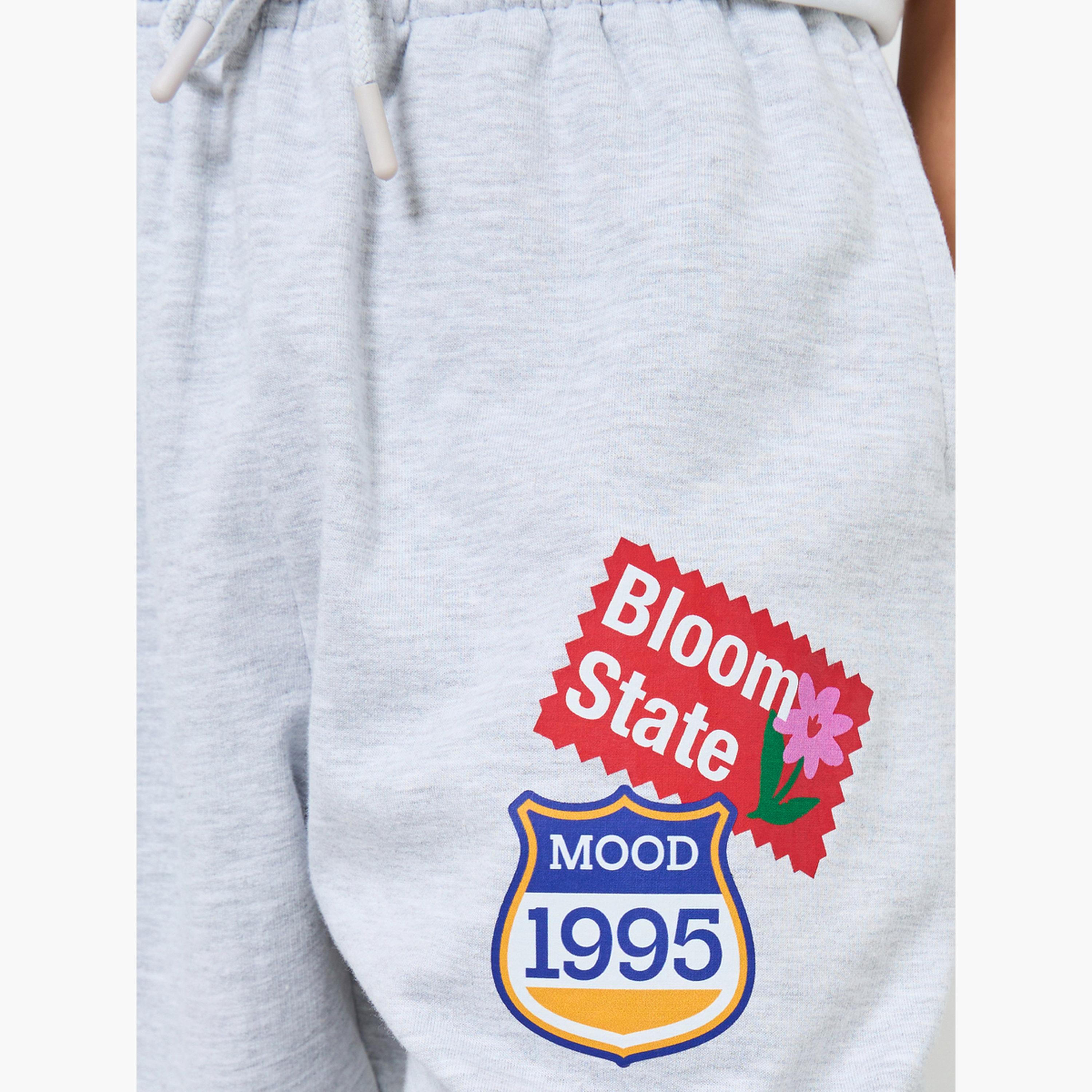 Styli Teens Grey Graphic Print Cotton Joggers-girls-clothing-bottoms-joggersandtrackpants-image-3