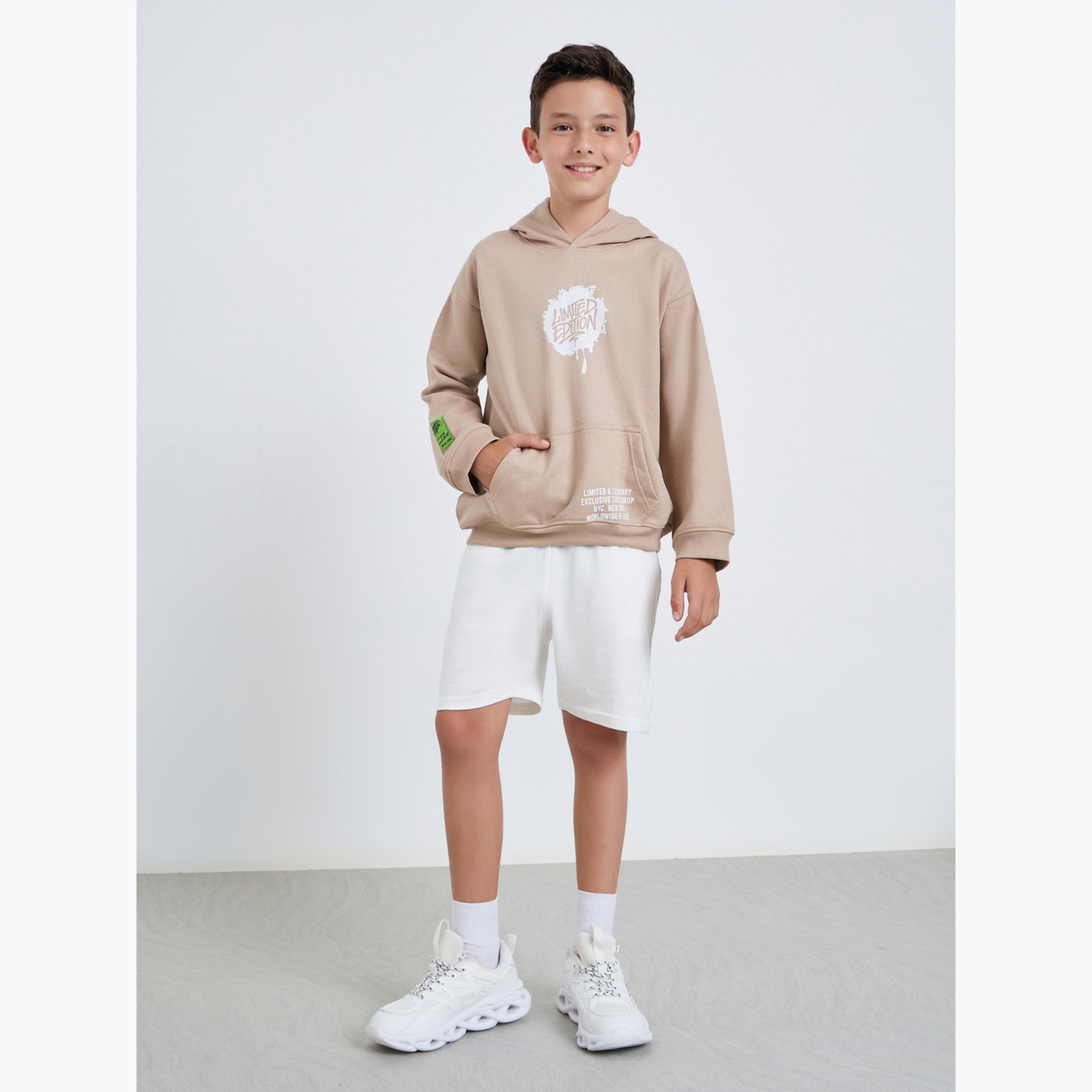 هودي قطني بطبعة جرافيك-boys-clothing-sweatshirts-image-2