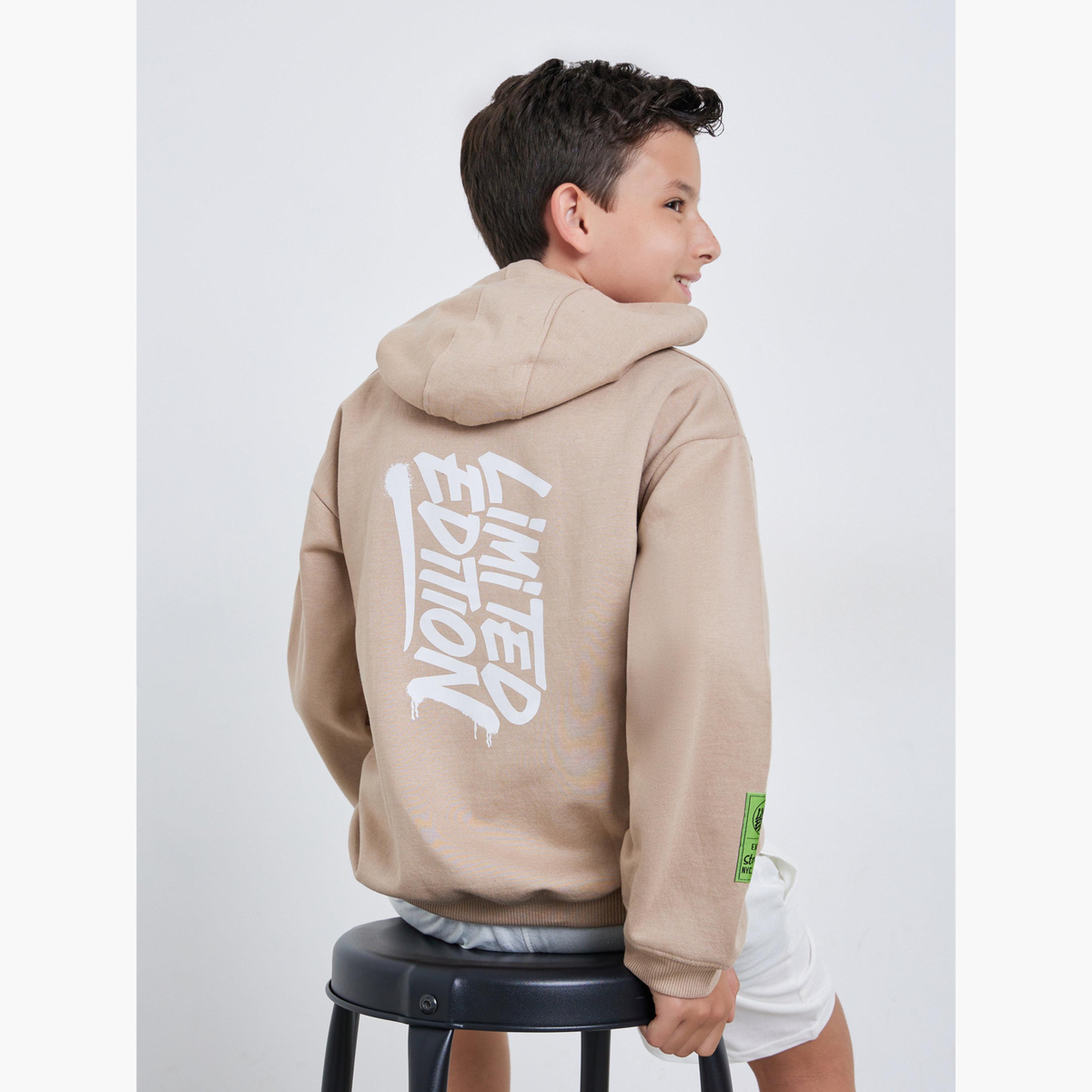 هودي قطني بطبعة جرافيك-boys-clothing-sweatshirts-image-3