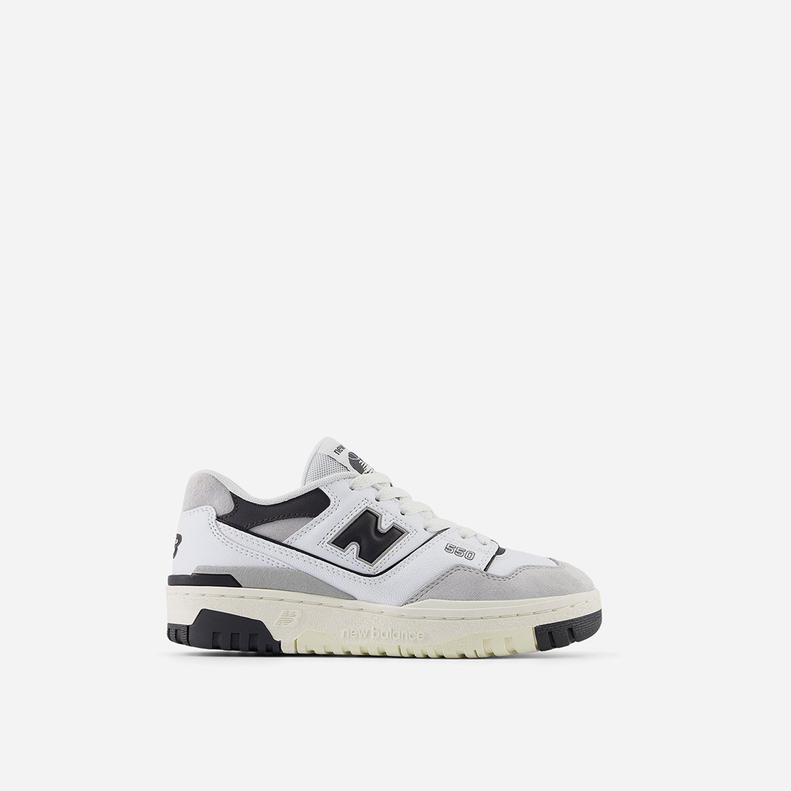نيو بالانس - حذاء BB550-boys-shoes-sneakers-image-1