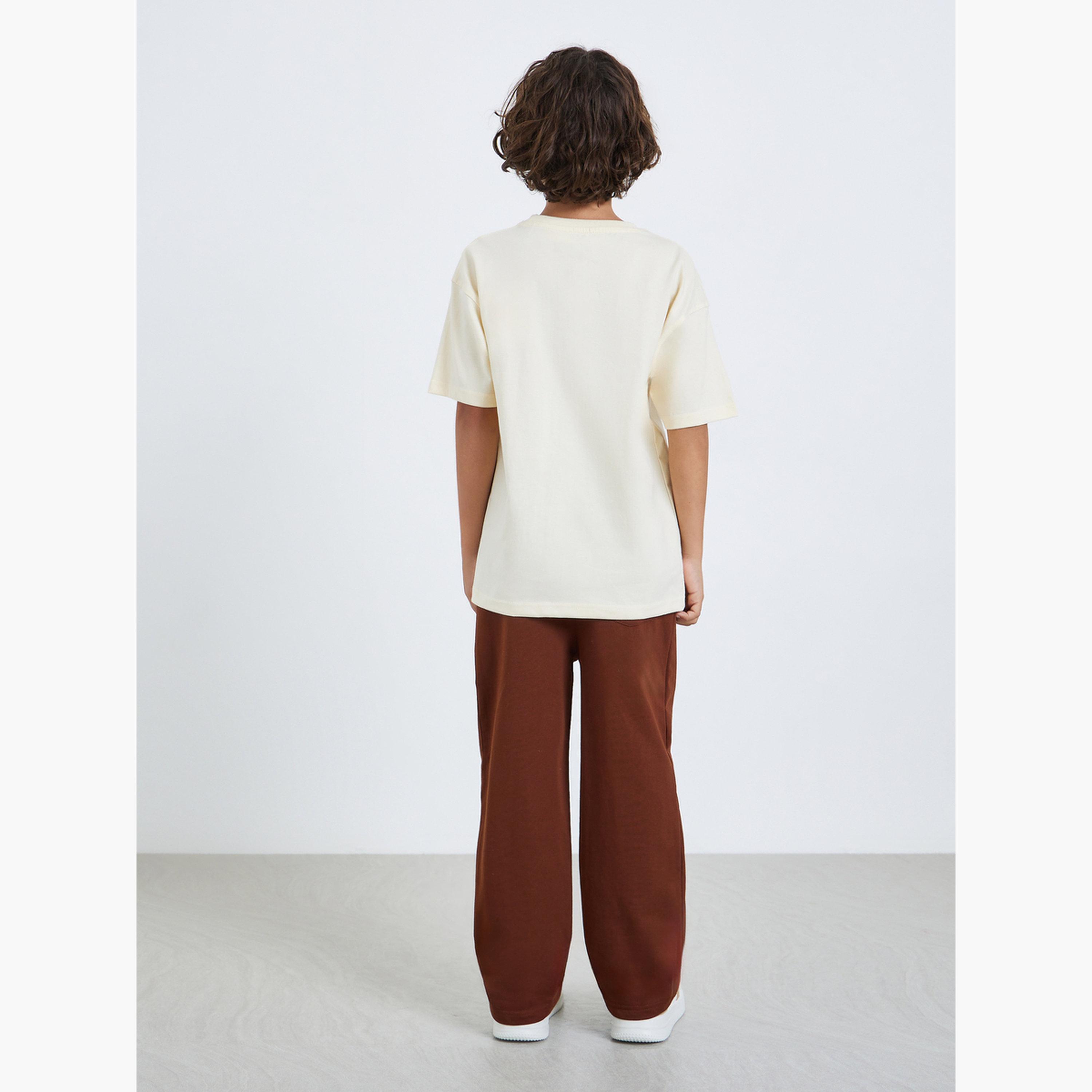 Styli Boys Beige Chicago Print T-Shirt and Brown Jogger Set-boys-clothing-setsandcoords-image-3