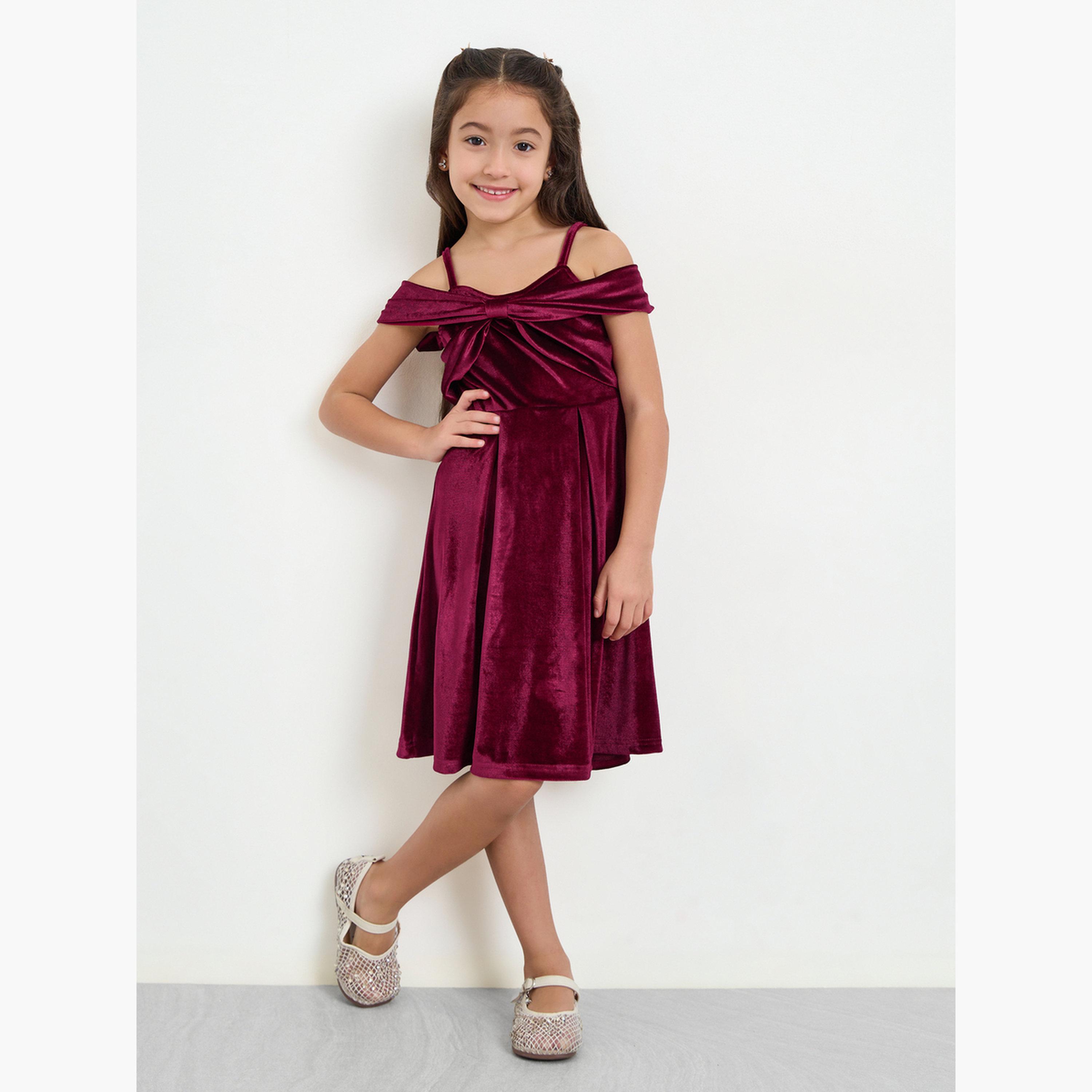 ستايلي - فستان بناتي مخمل بأكتاف مكشوفة لون برغندي-girls-clothing-dressesandjumpsuits-image-1