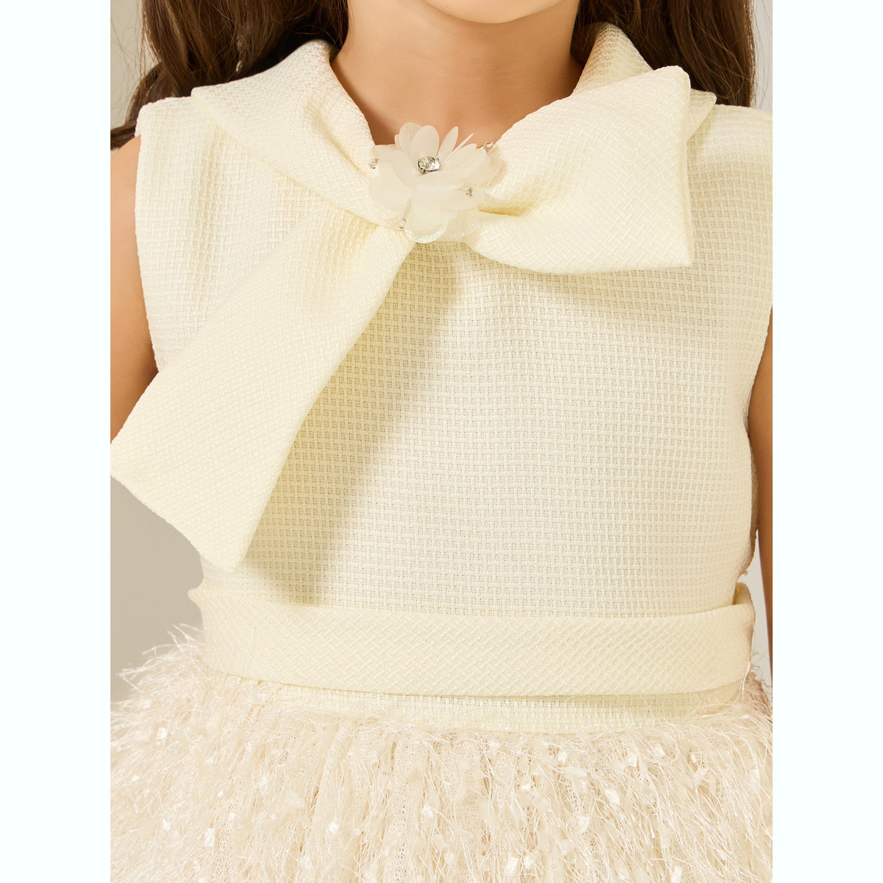 فستان بتفاصيل بارزة الملمس وشراشيب-girls-clothing-dressesandjumpsuits-image-2