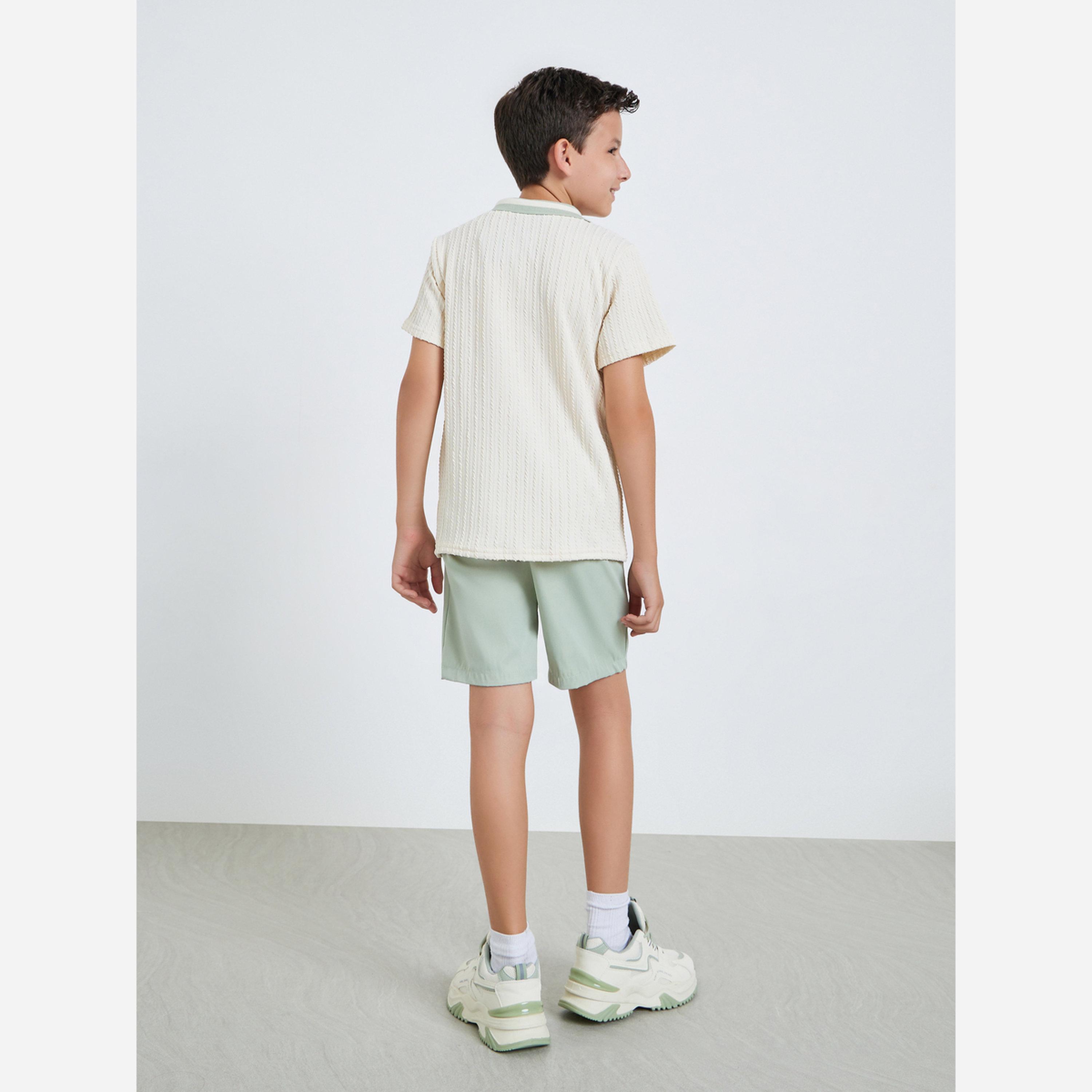 ستايلي - طقم تيشيرت بولو منقوش وشورت-boys-clothing-setsandcoords-image-5