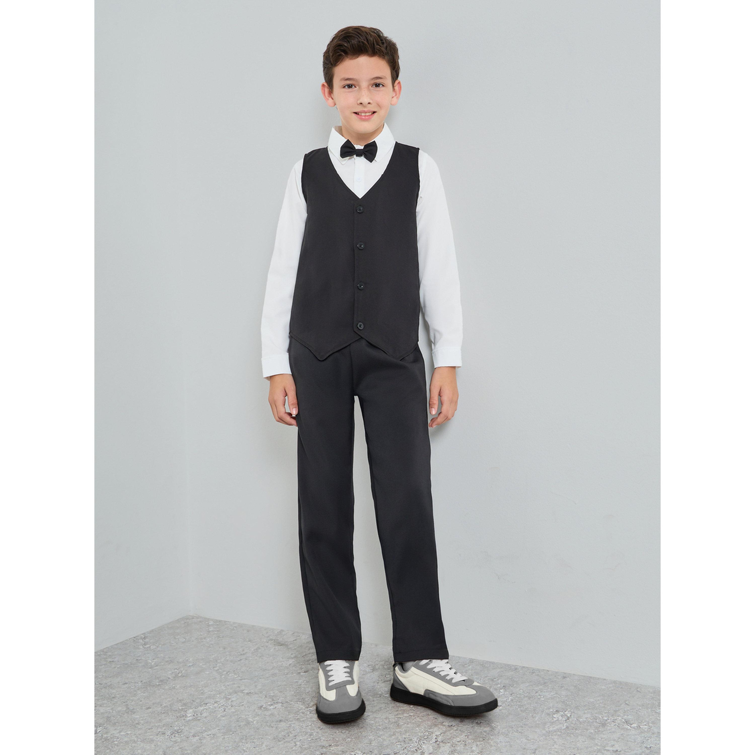 مجموعة من قميص أبيض وبنطال أسود وصديري بفيونكة-boys-clothing-setsandcoords-image-2