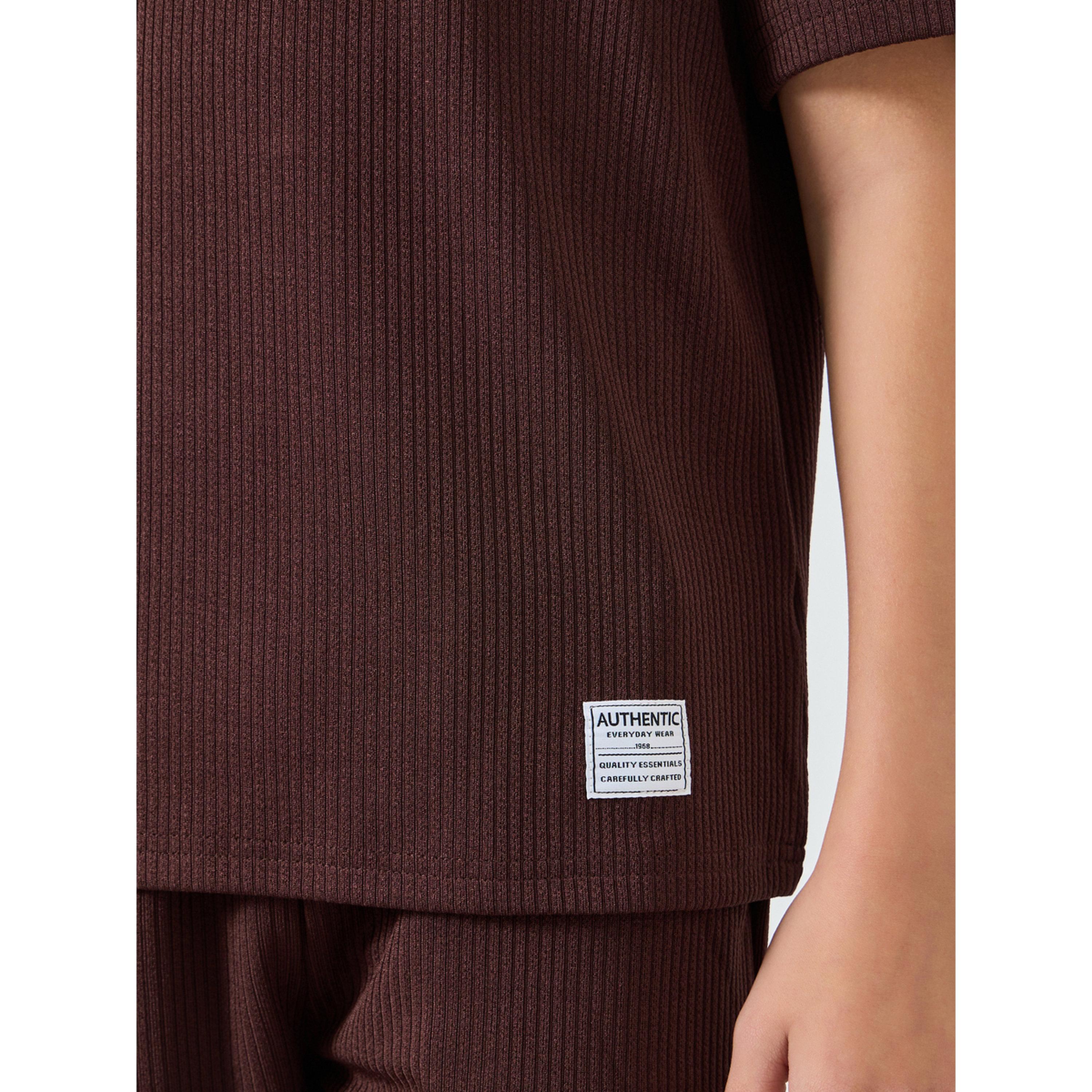 Styli Boys Brown Textured T-Shirt and Shorts Set-boys-clothing-setsandcoords-image-3