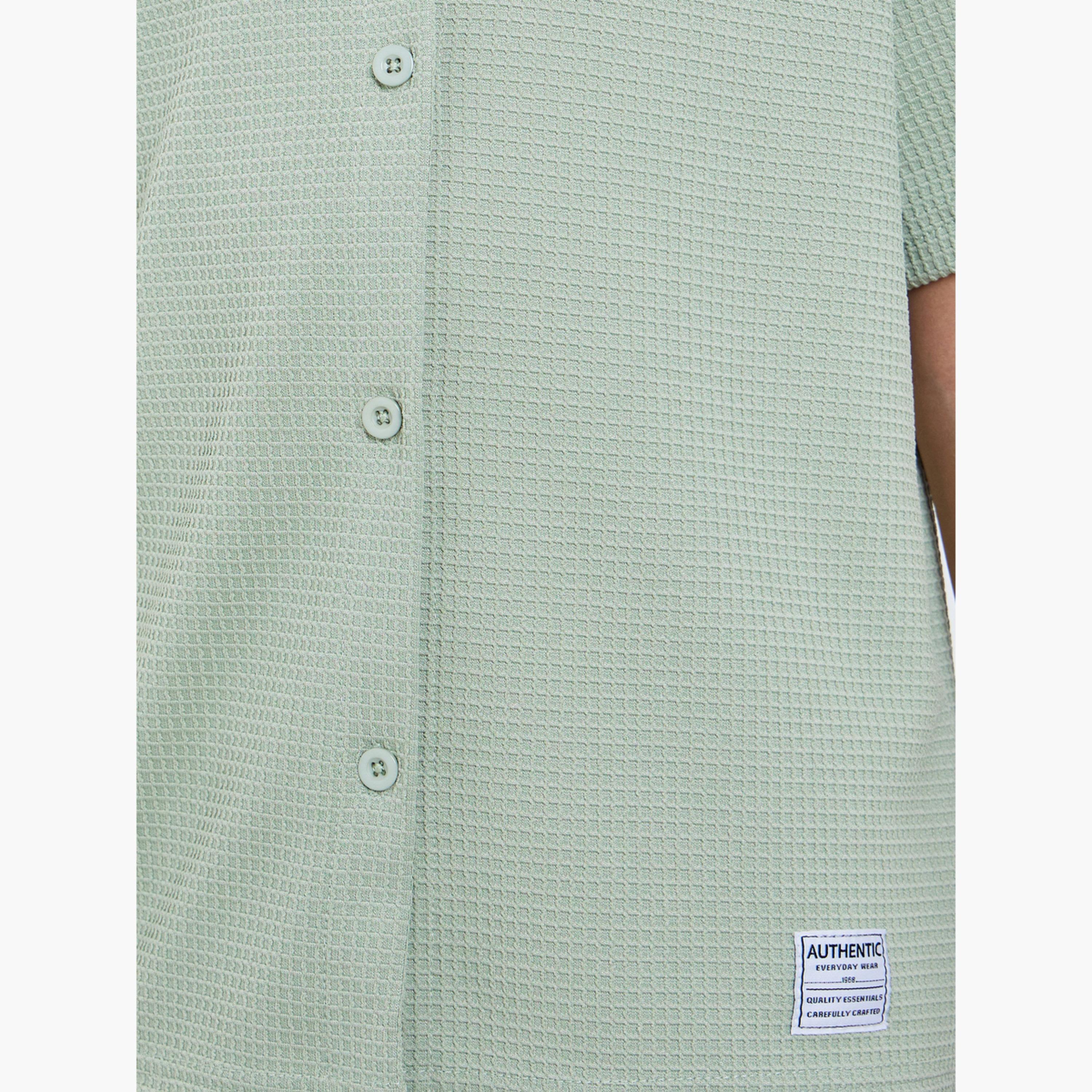 مجموعة من شورت وبلوزة محبوكة بنمط وافل-boys-clothing-setsandcoords-image-3