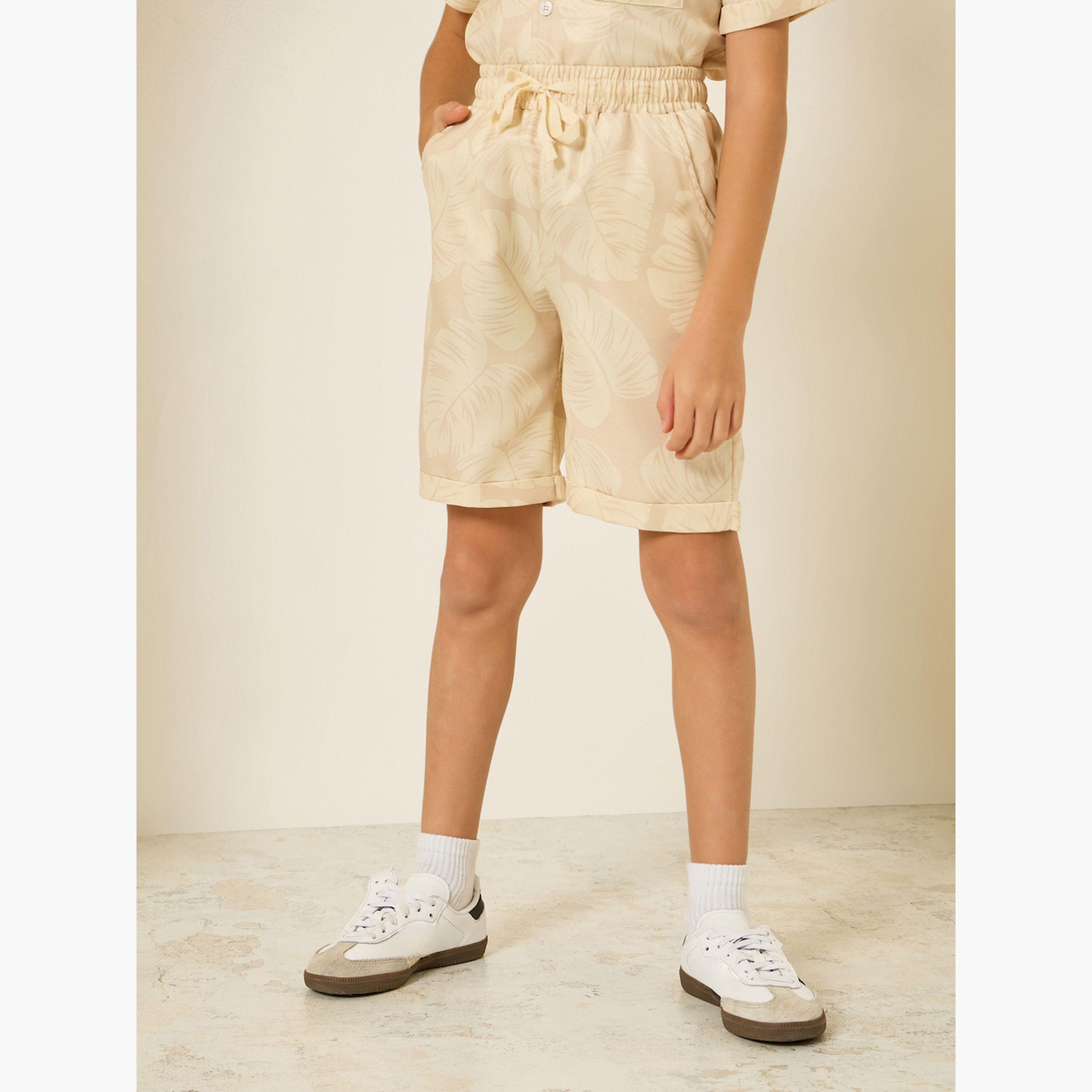 طقم بيج بطبعة استوائية من قميص وشورت للأولاد-boys-clothing-setsandcoords-image-4