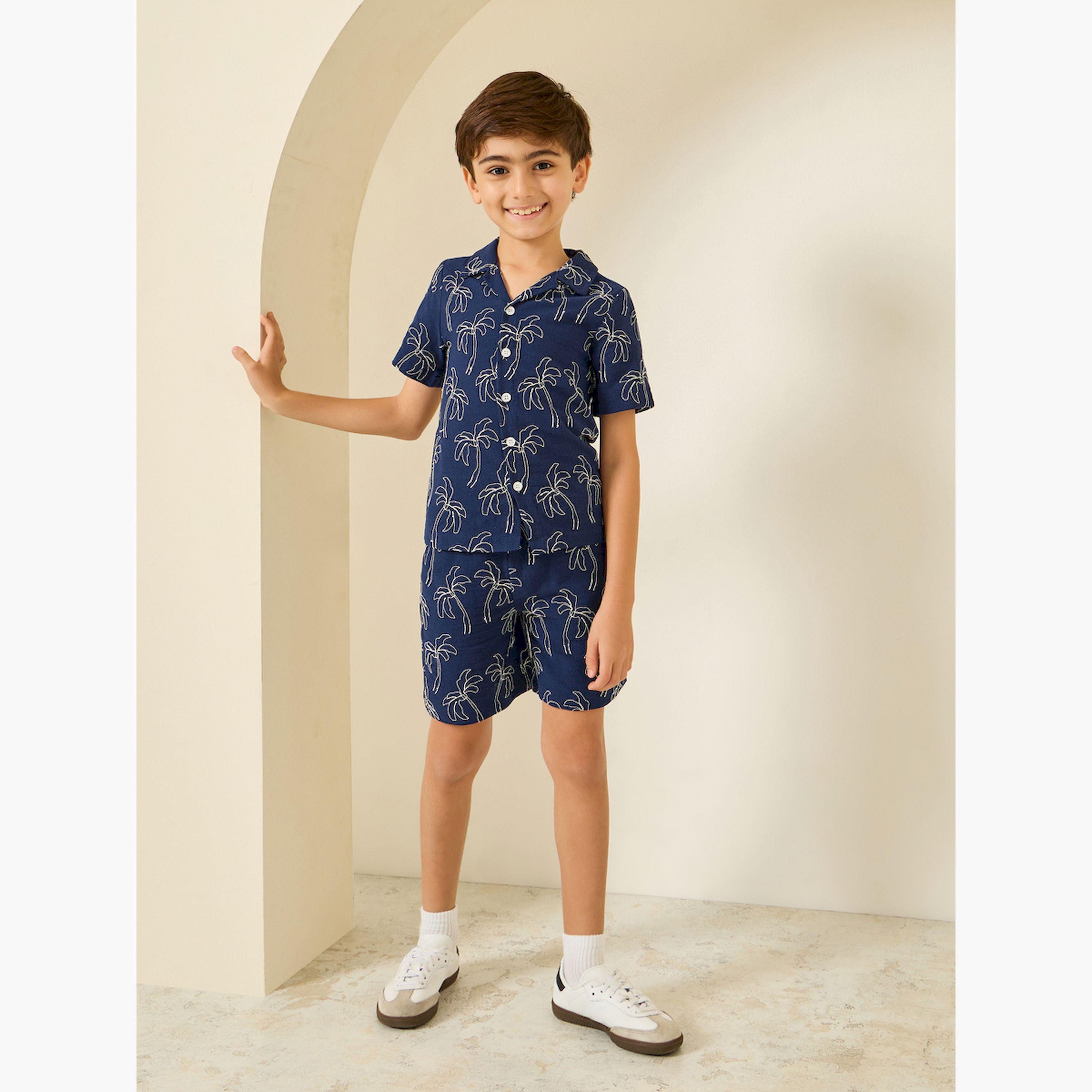 طقم كحلي مطرز من قميص وشورت للأولاد-boys-clothing-setsandcoords-image-2