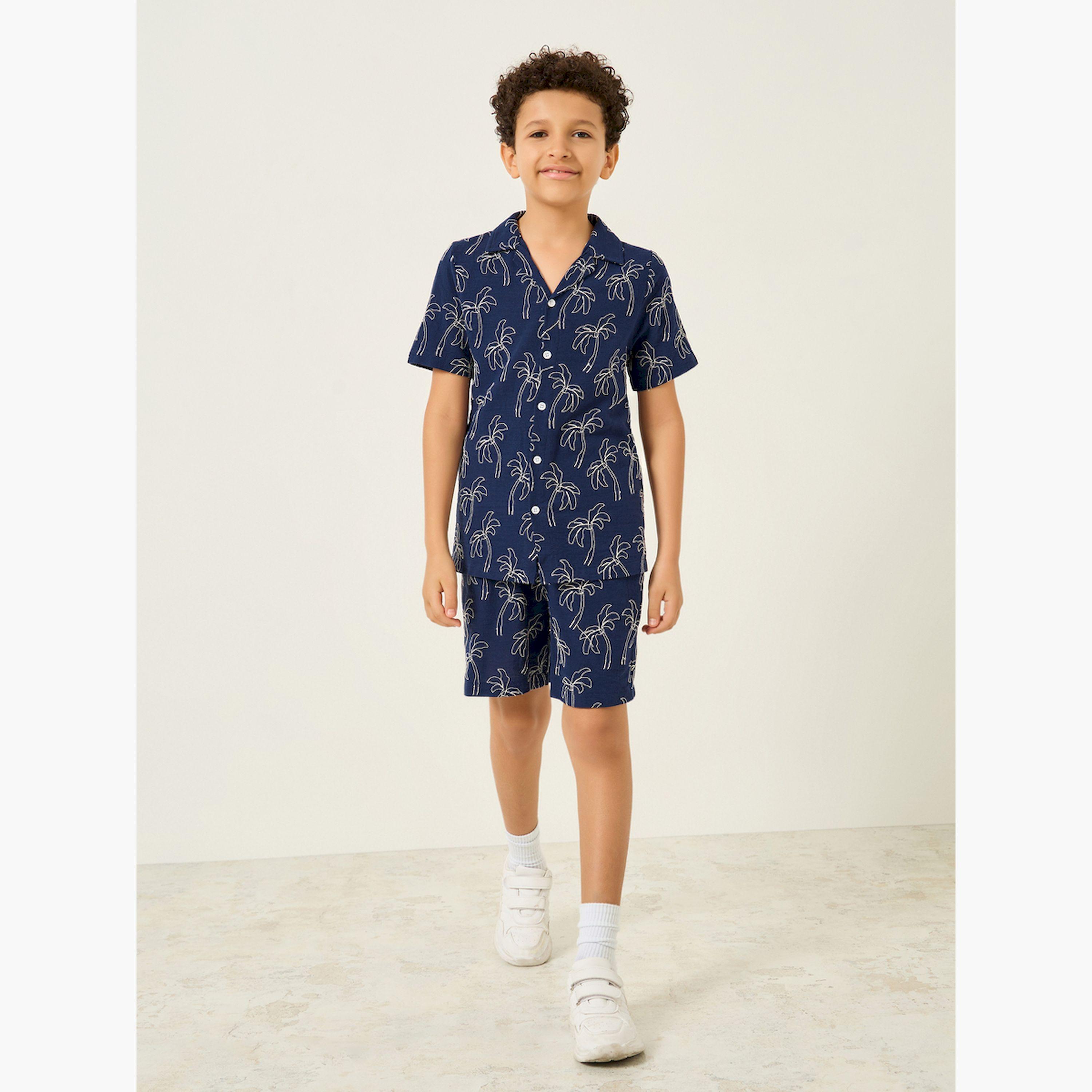 طقم كحلي مطرز من قميص وشورت للأولاد-boys-clothing-setsandcoords-image-2