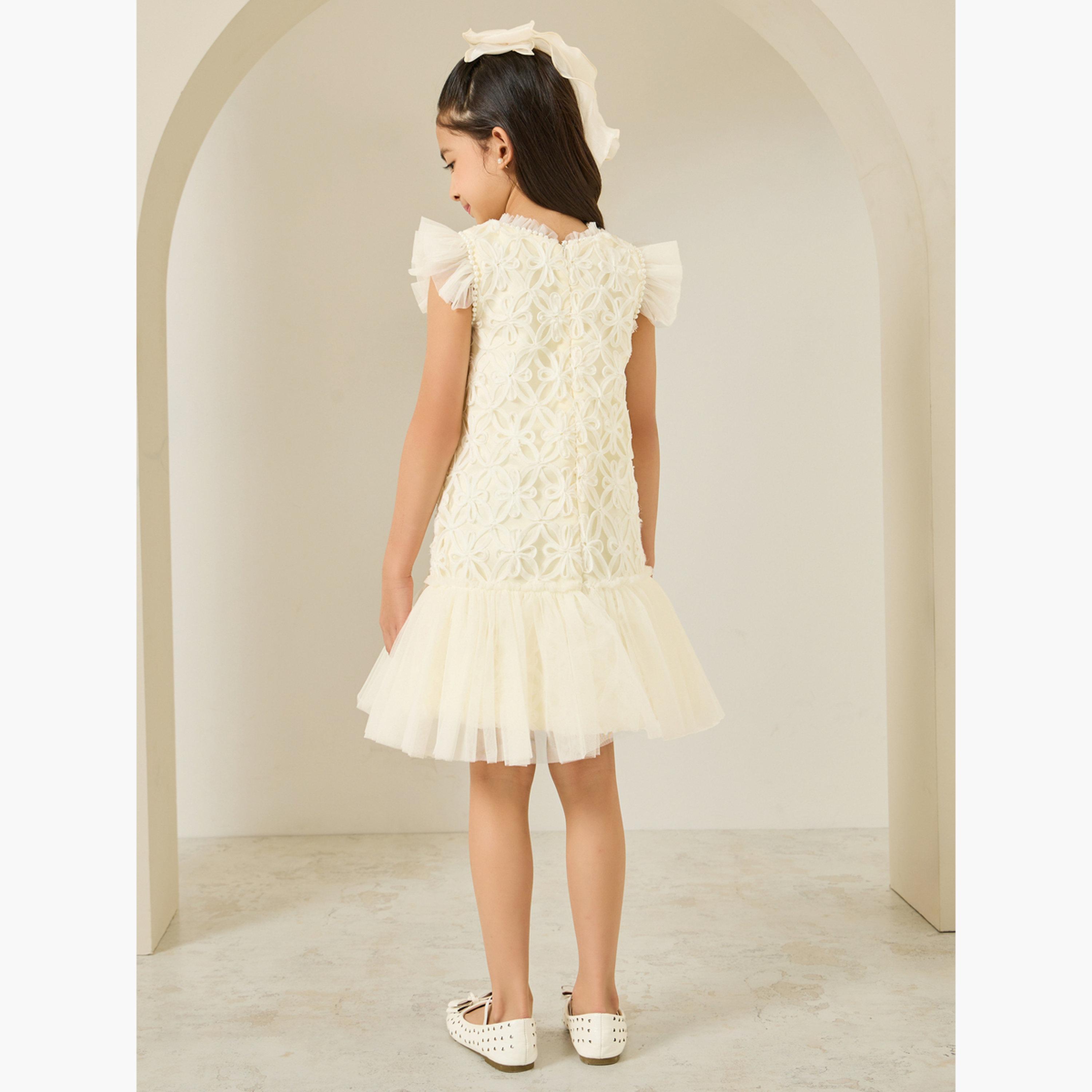 فستان بتفاصيل شبكية وبارزة الملمس-girls-clothing-dressesandjumpsuits-image-3